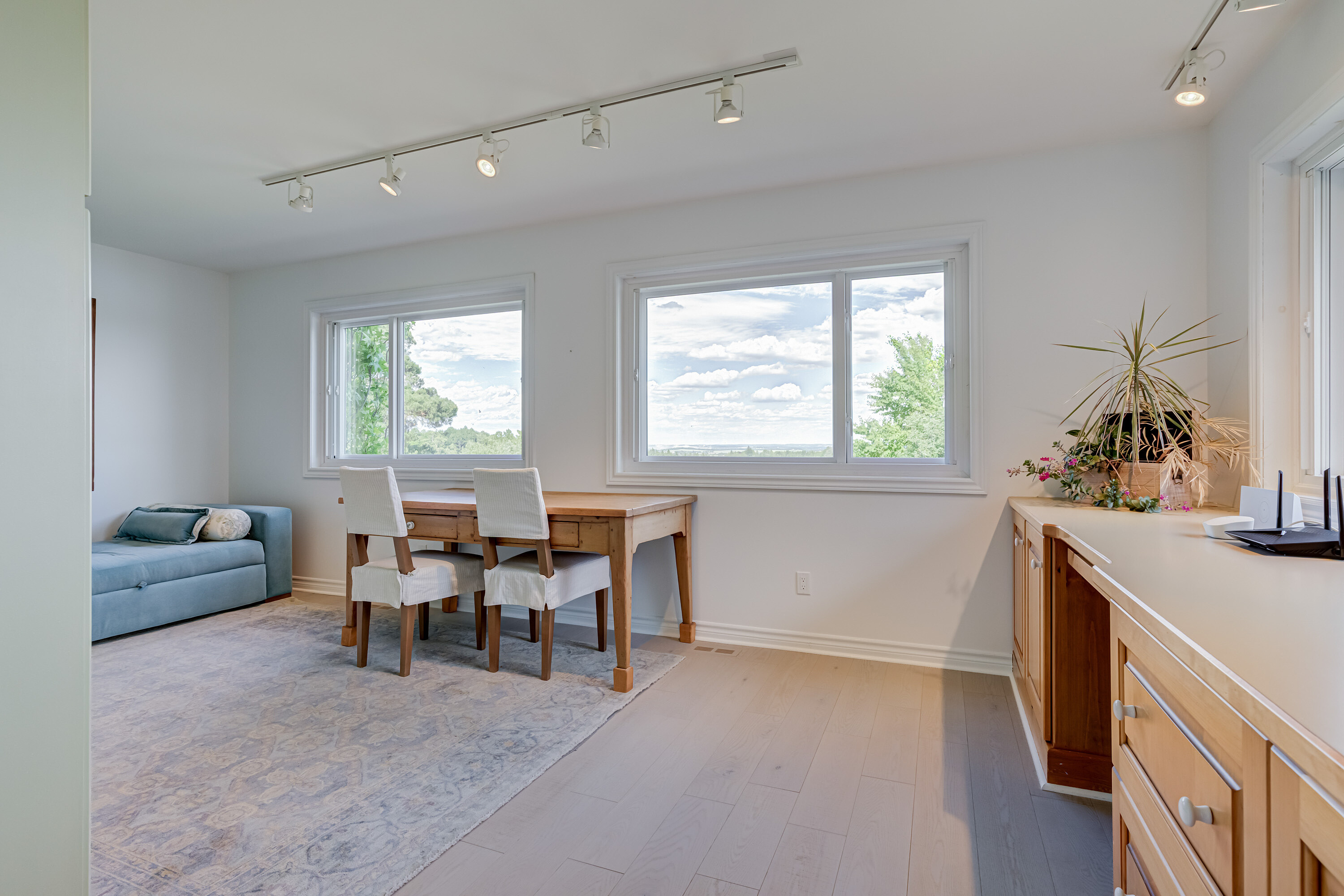 995611 Mono-Adjala Townline, Rosemont