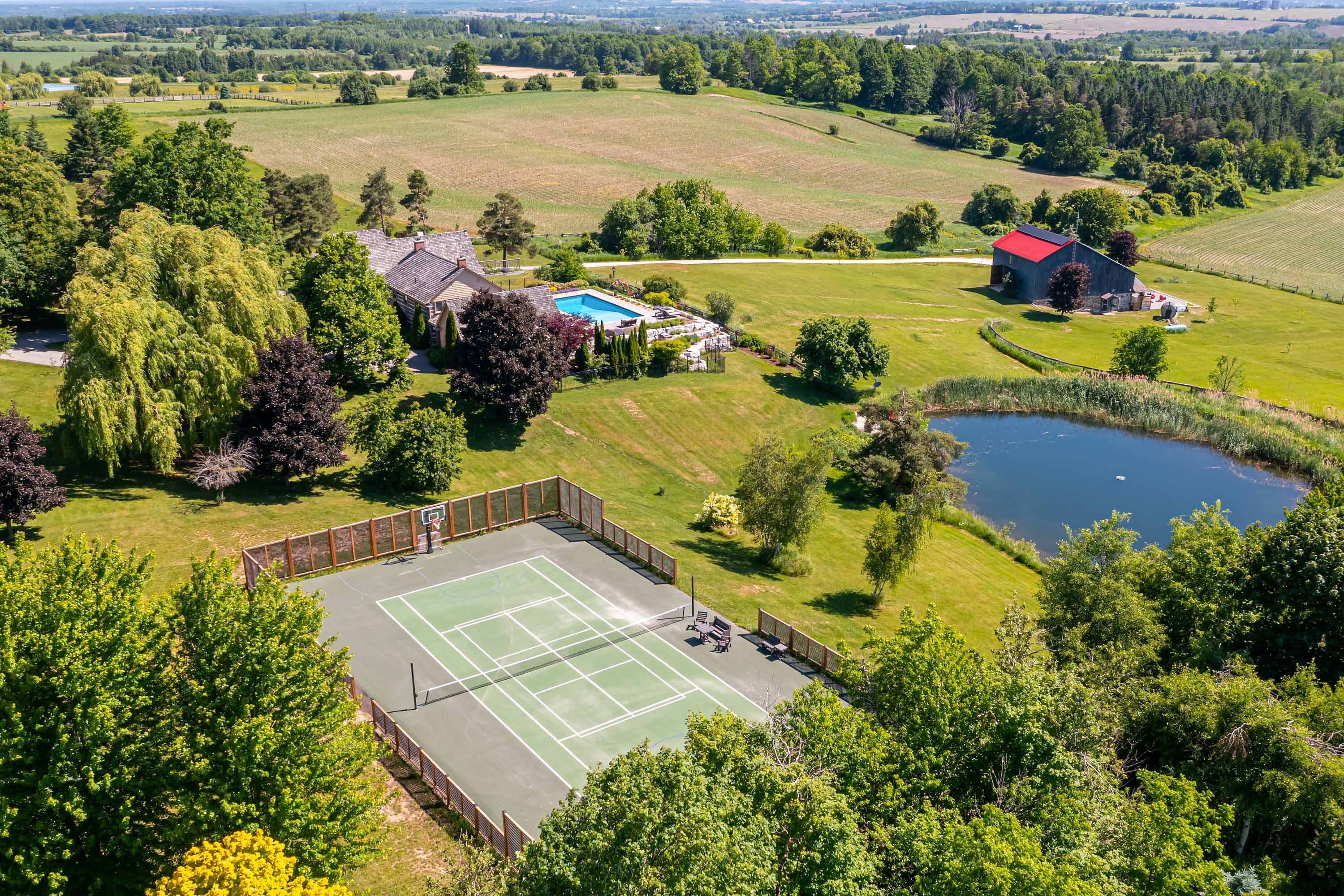995611 Mono-Adjala Townline, Rosemont
