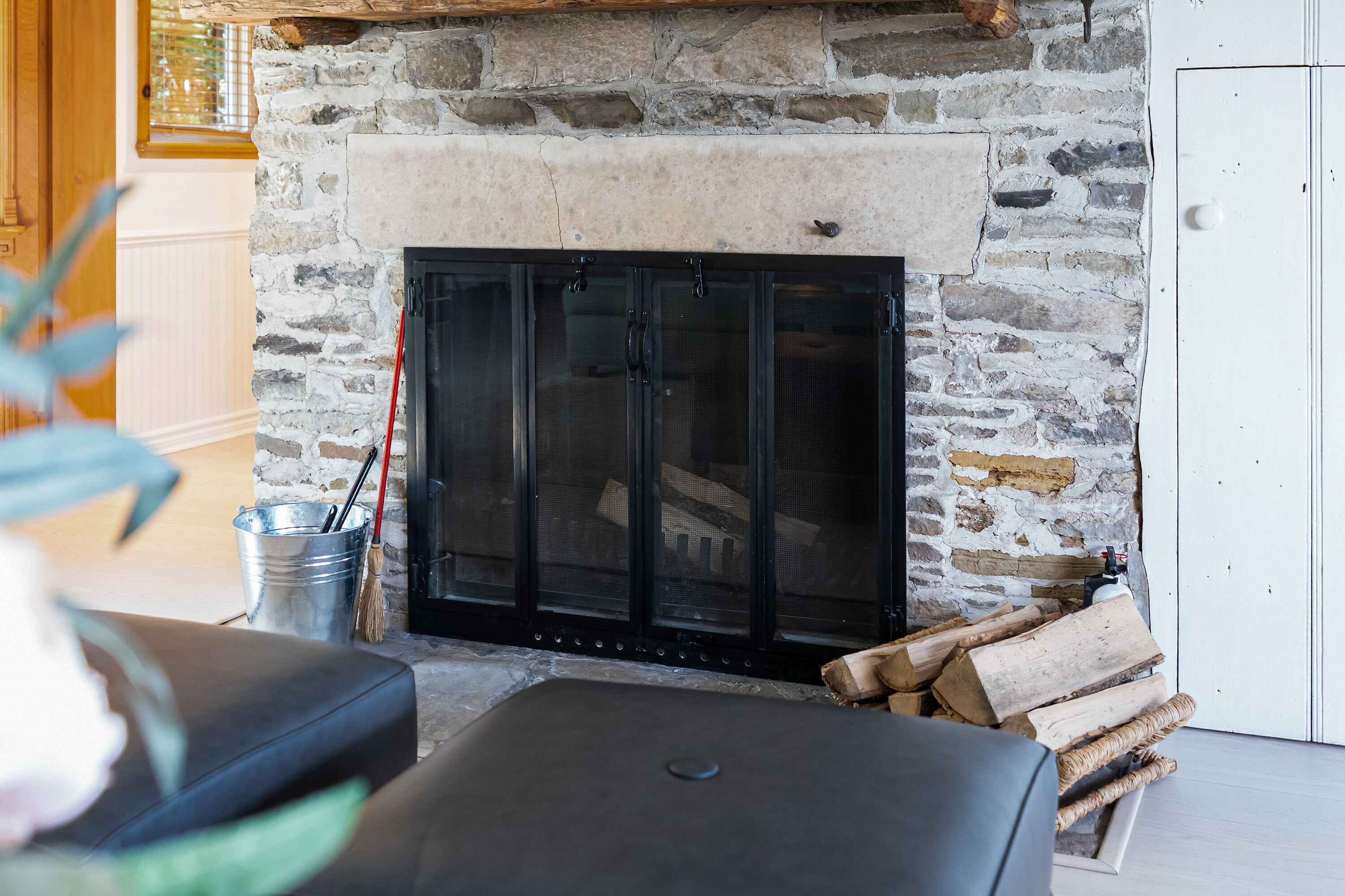 995611 Mono-Adjala Townline, Rosemont