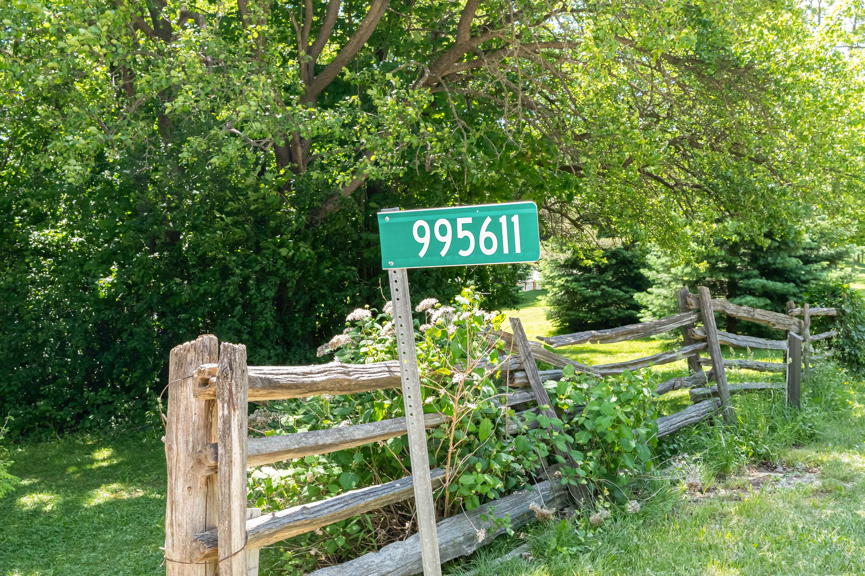 995611 Mono-Adjala Townline, Rosemont