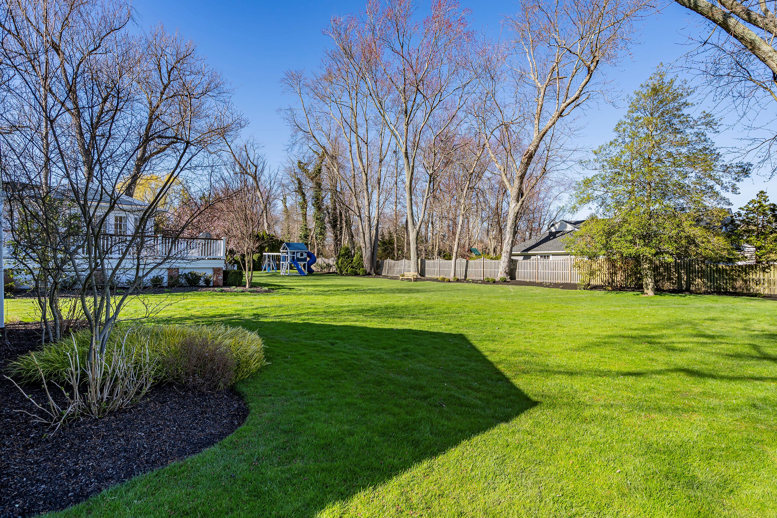 33 Oakes Rd