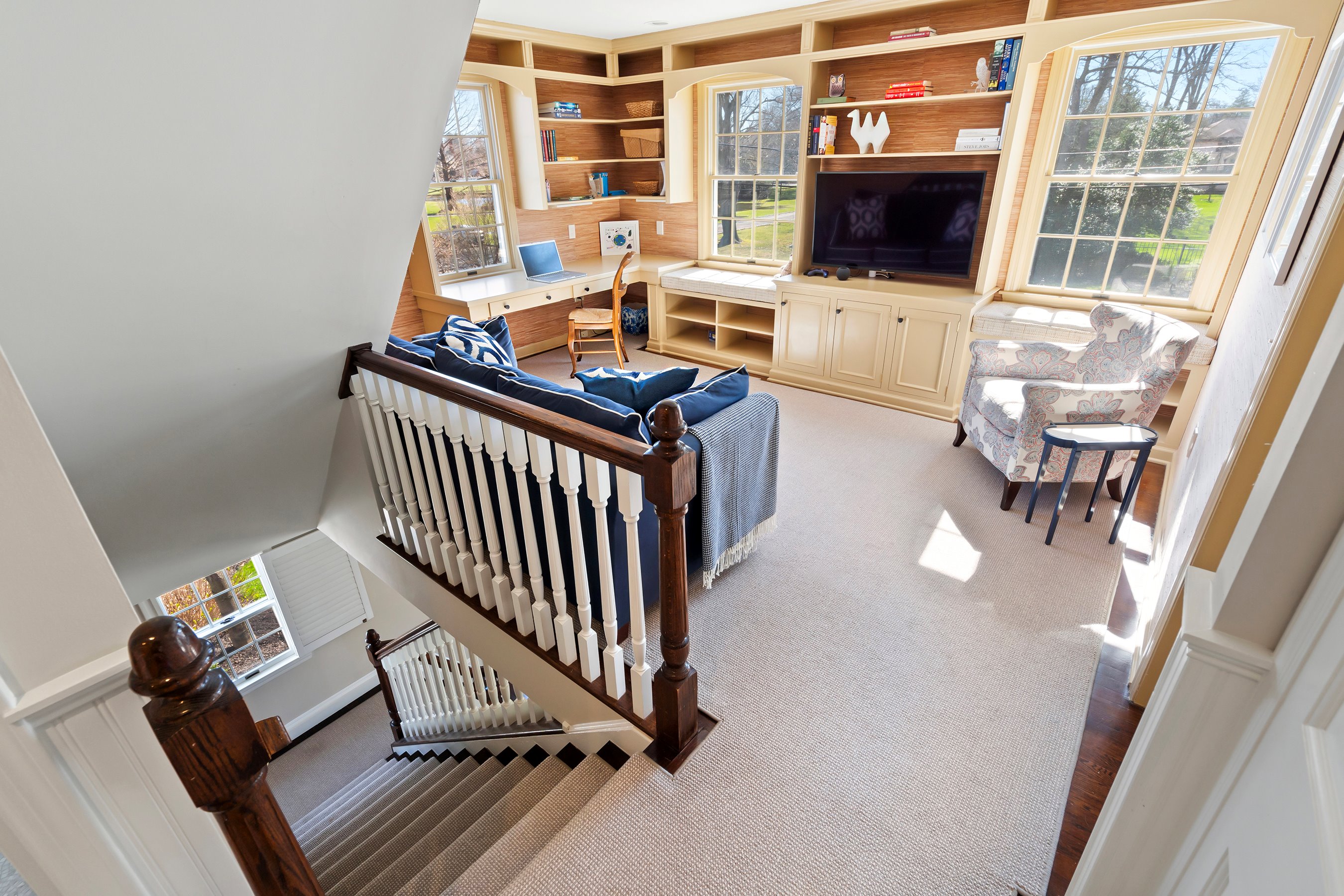33 Oakes Rd