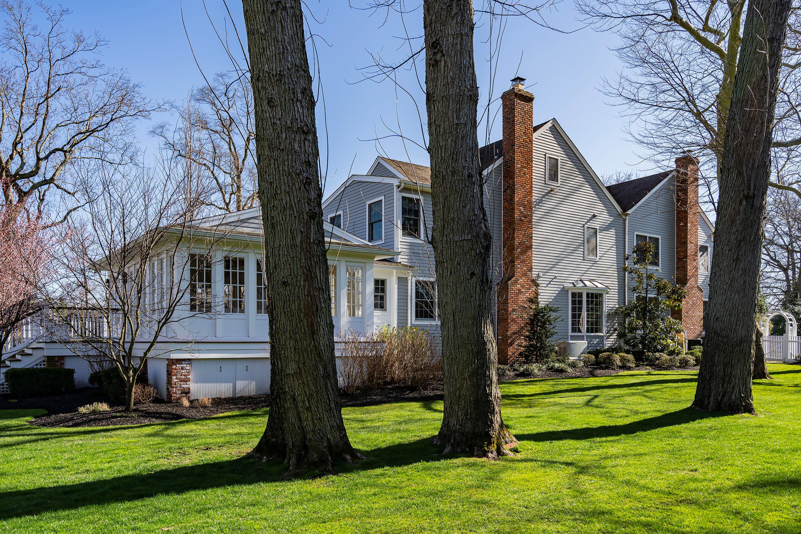 33 Oakes Rd