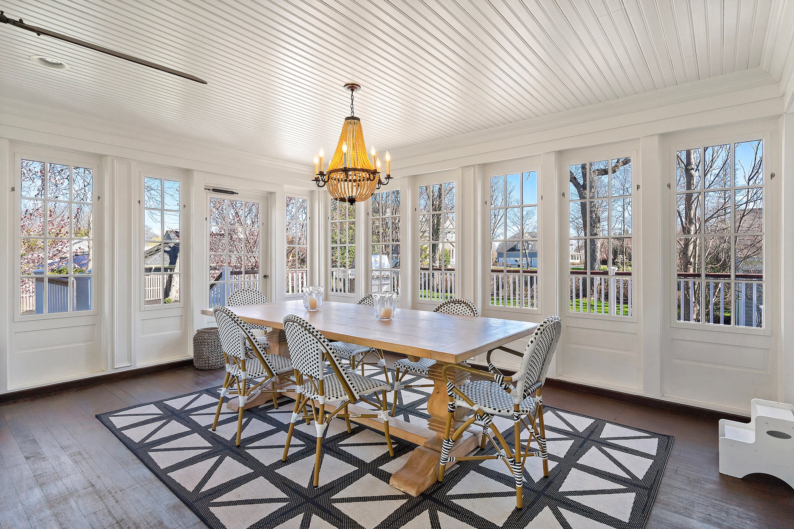 33 Oakes Rd