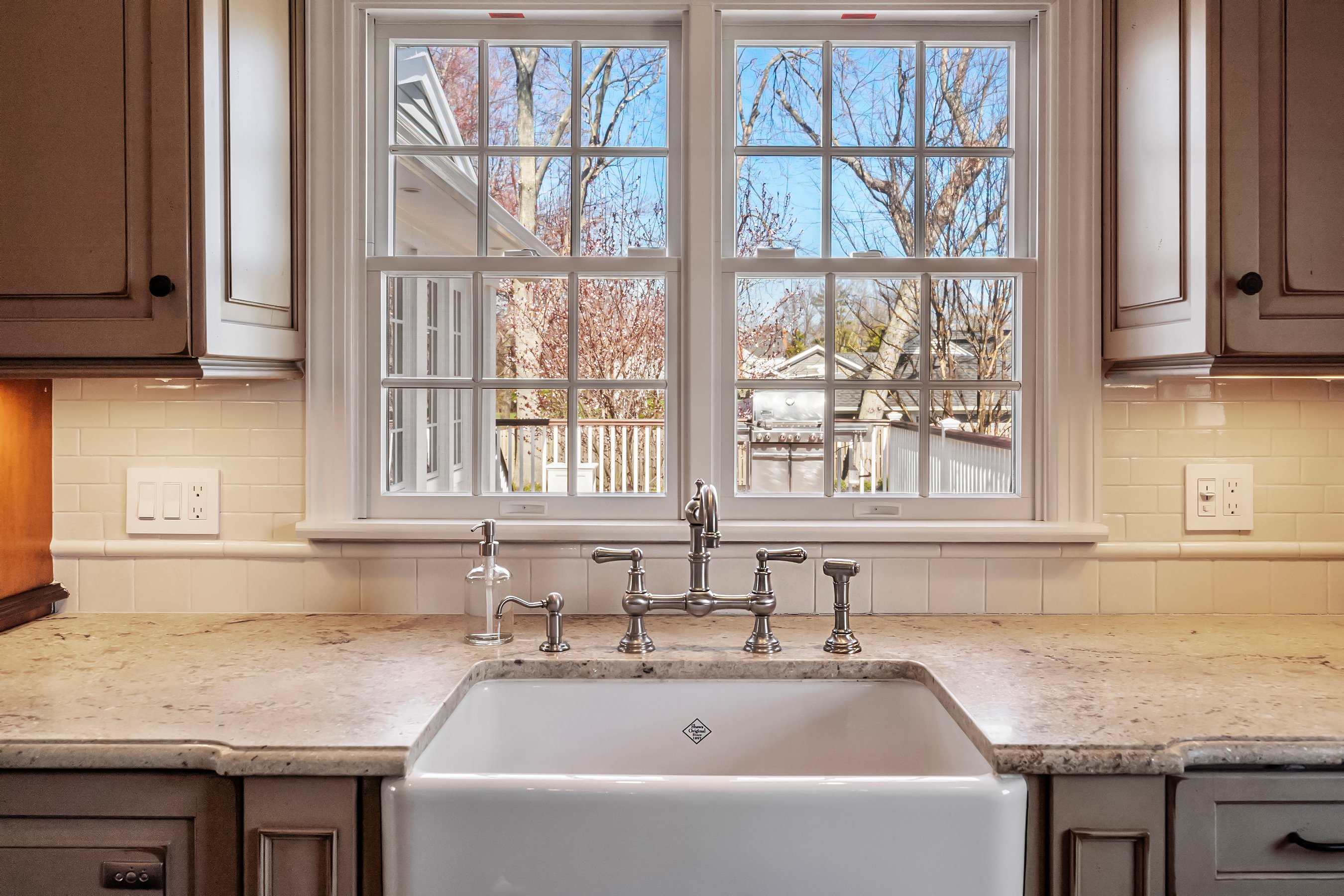 33 Oakes Rd