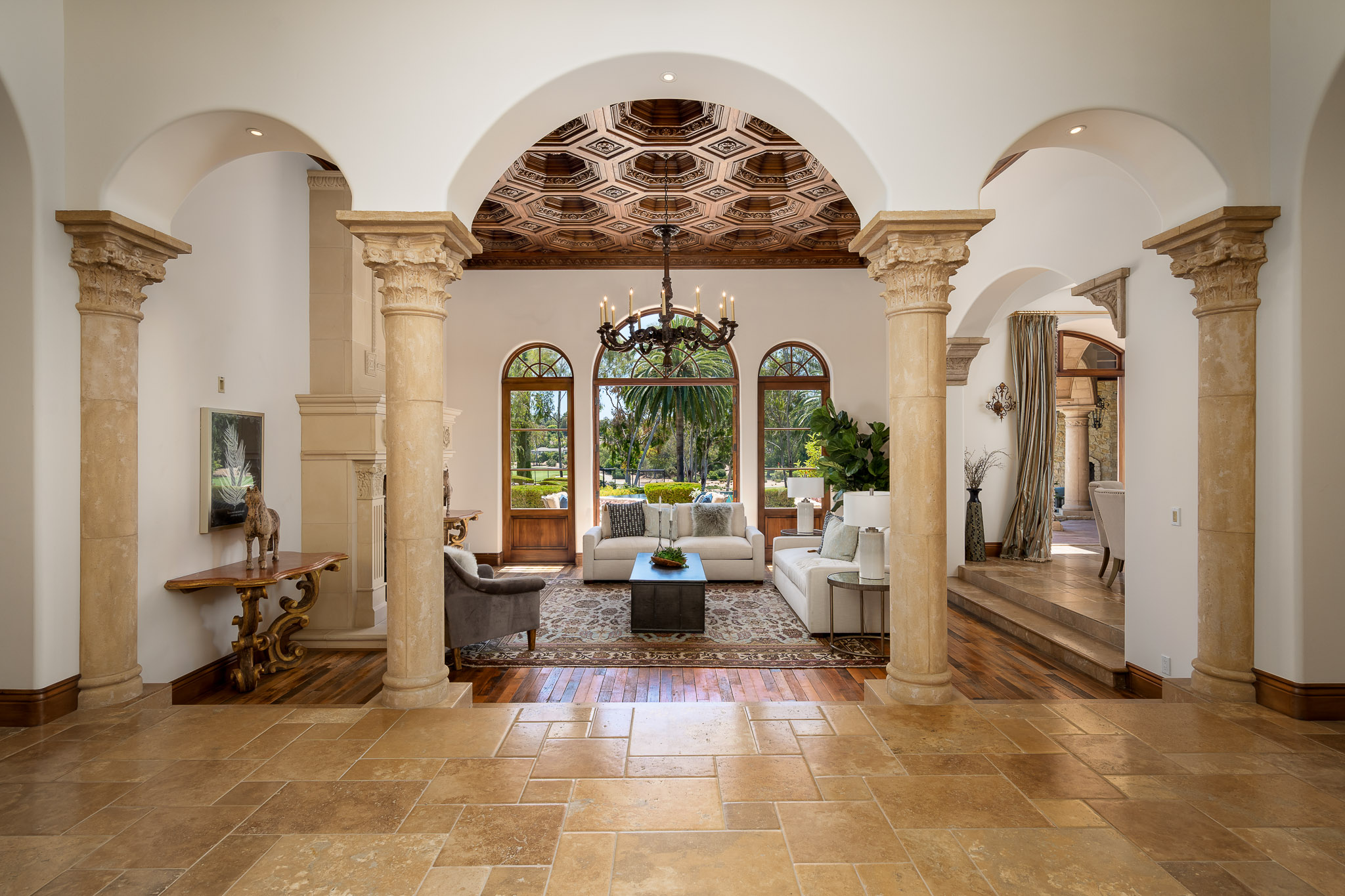 17285 Avenida De Acacias