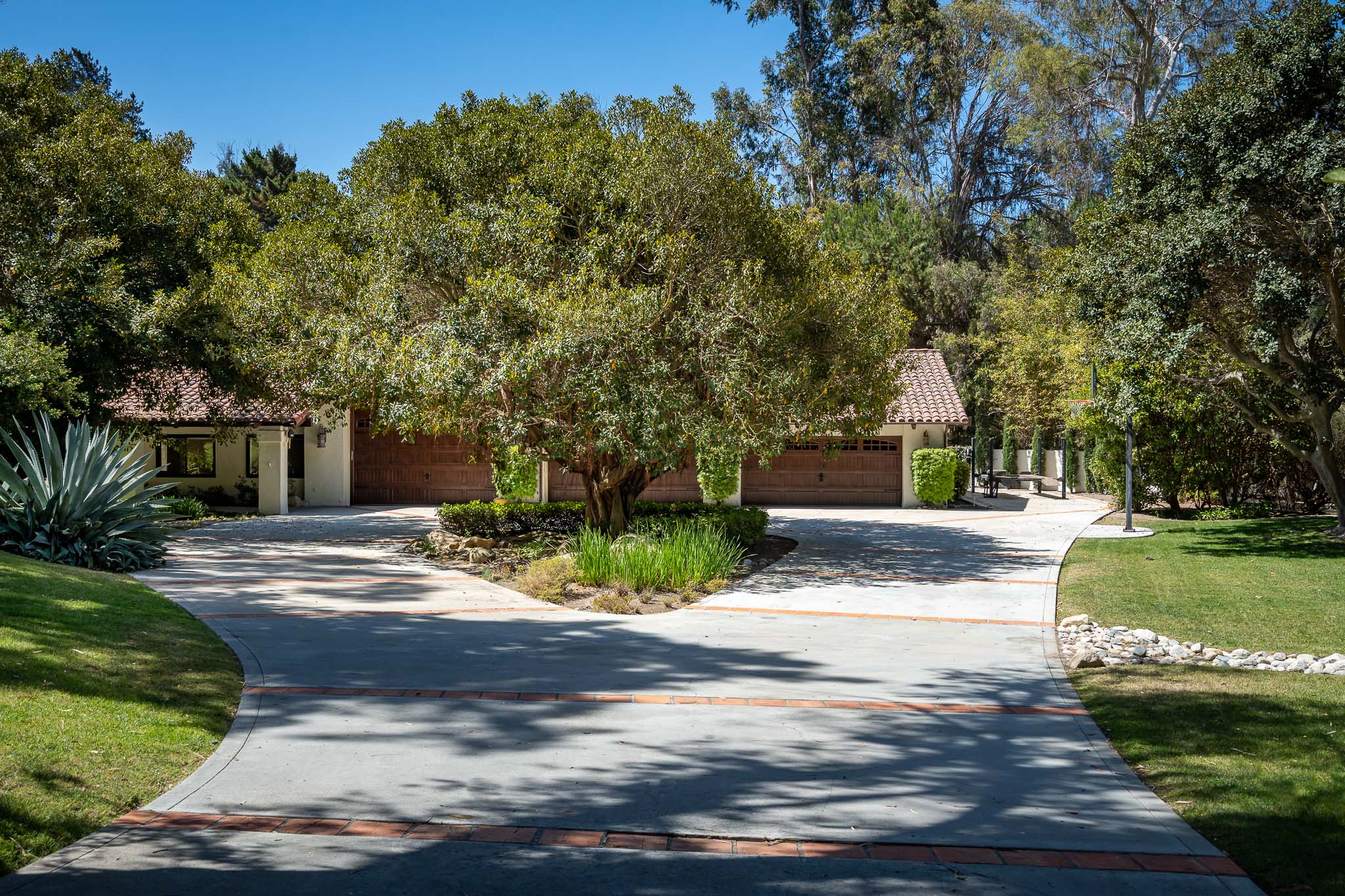 4511 Via Gaviota 
