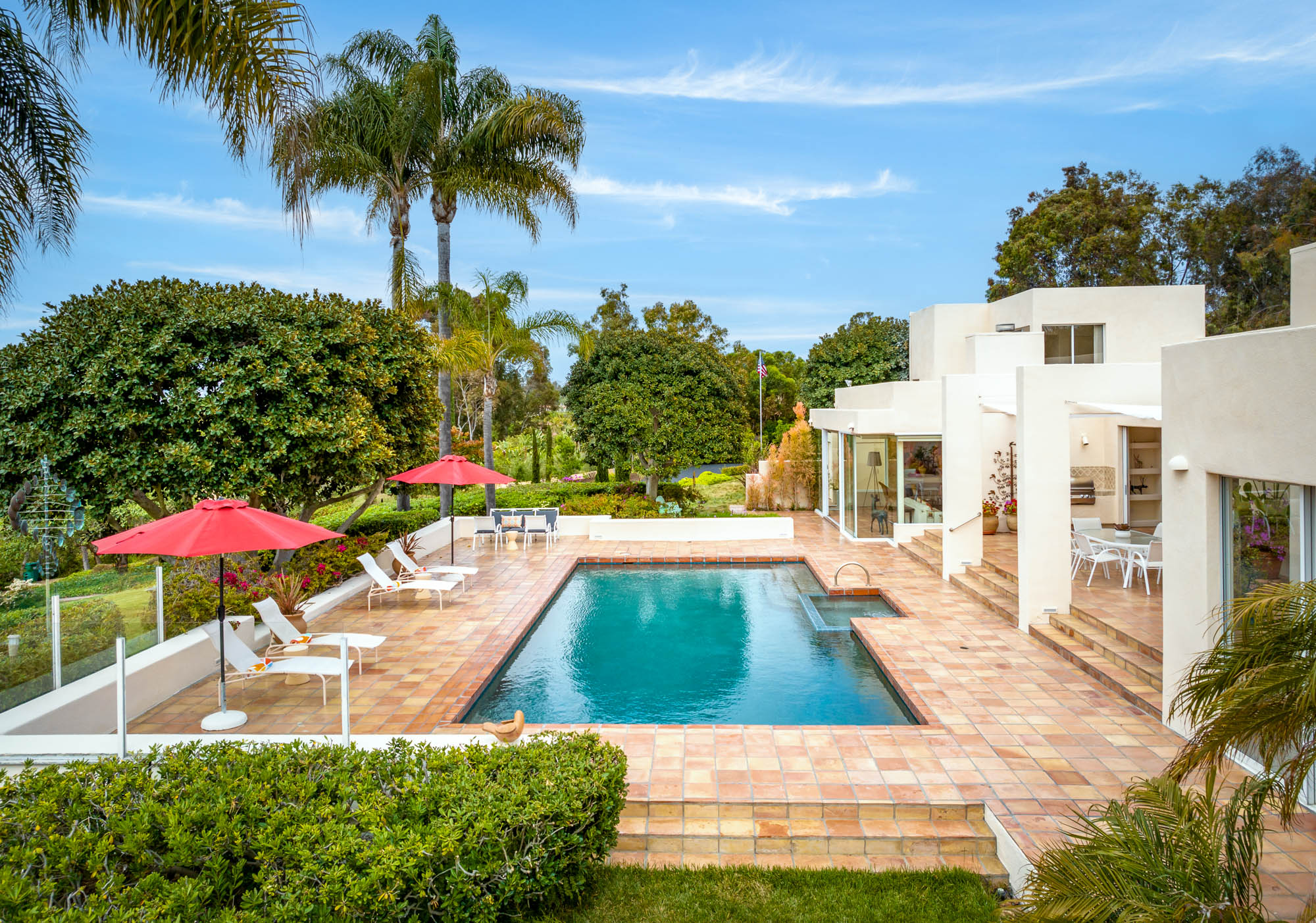 6067 Paseo Valencia 