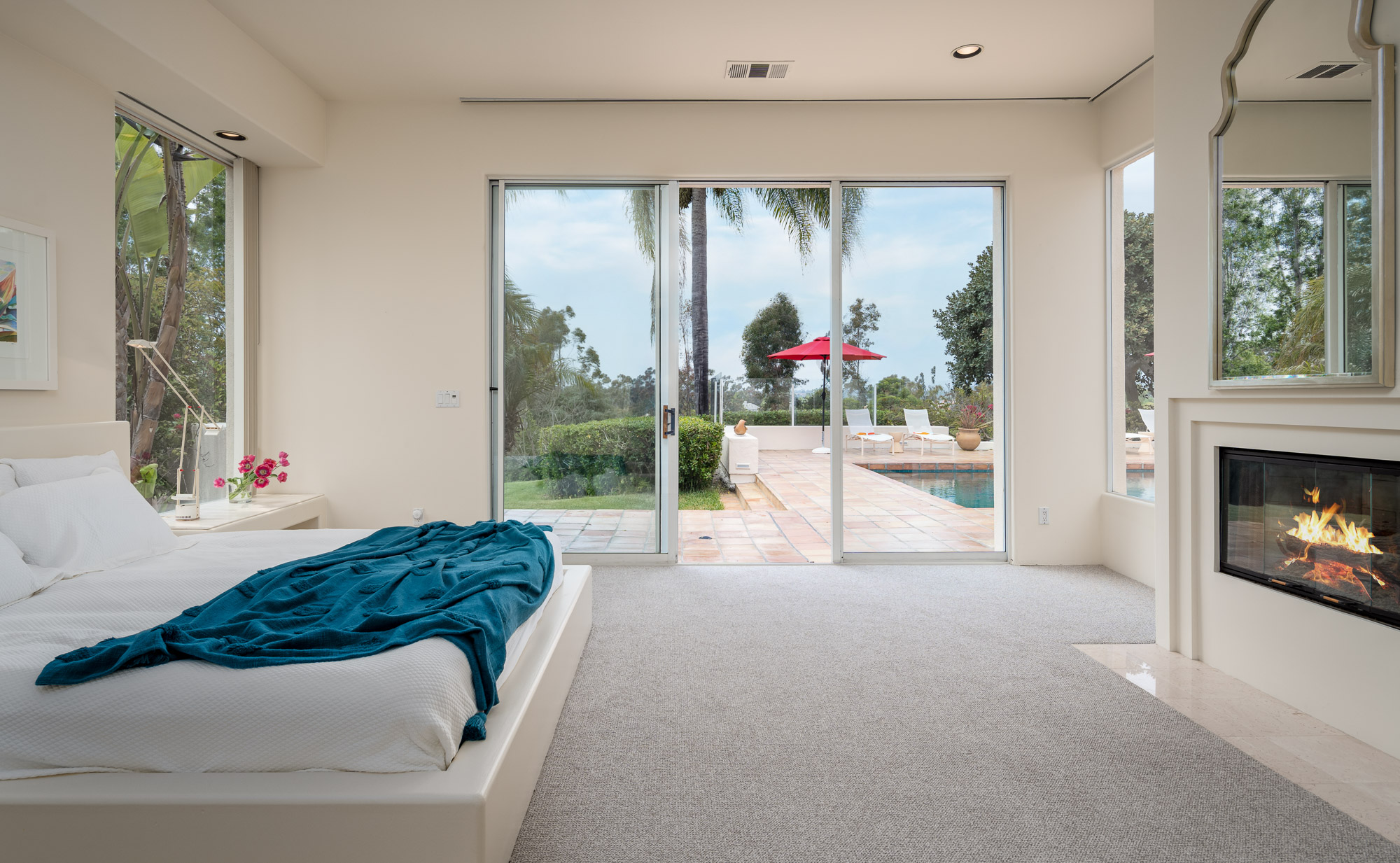 6067 Paseo Valencia 
