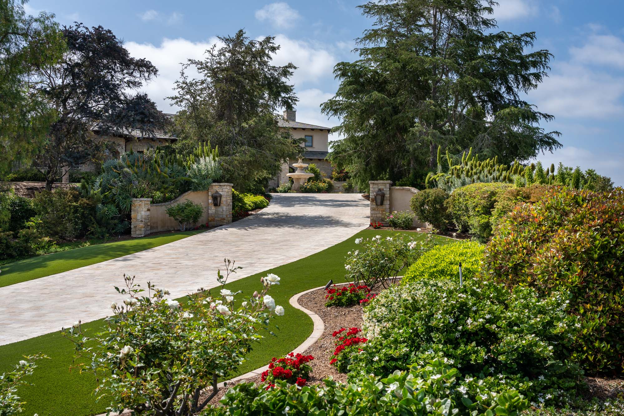 4954 Rancho Del Mar Trail 