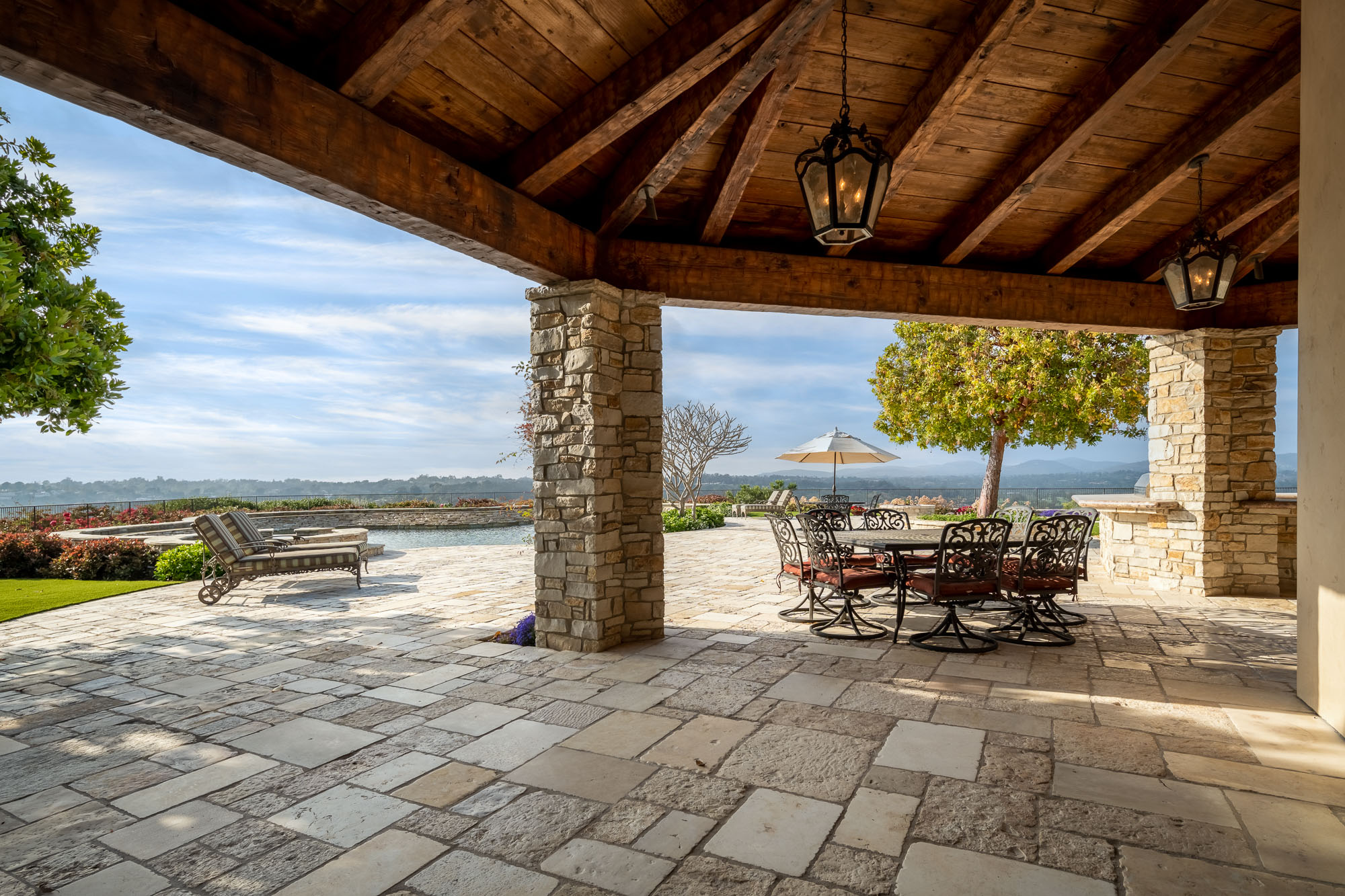 4954 Rancho Del Mar Trail 