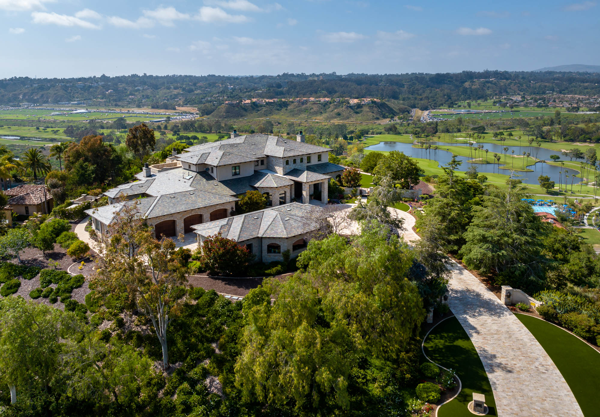 4954 Rancho Del Mar Trail 