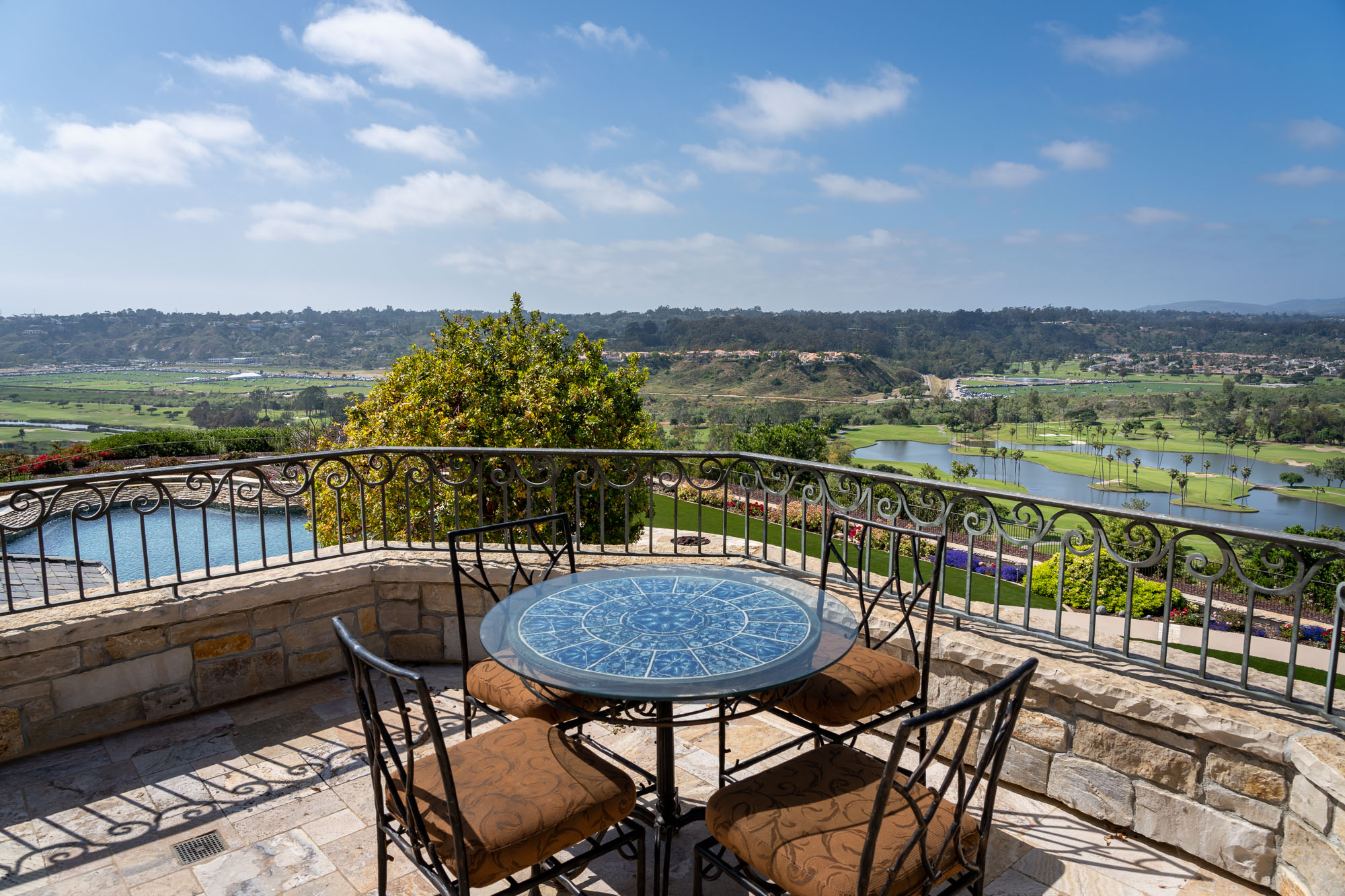 4954 Rancho Del Mar Trail 
