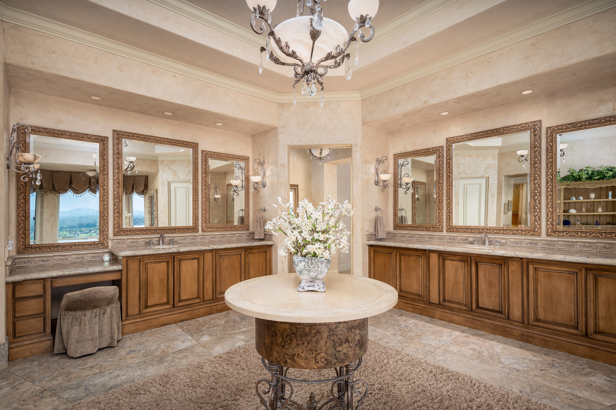 4954 Rancho Del Mar Trail 