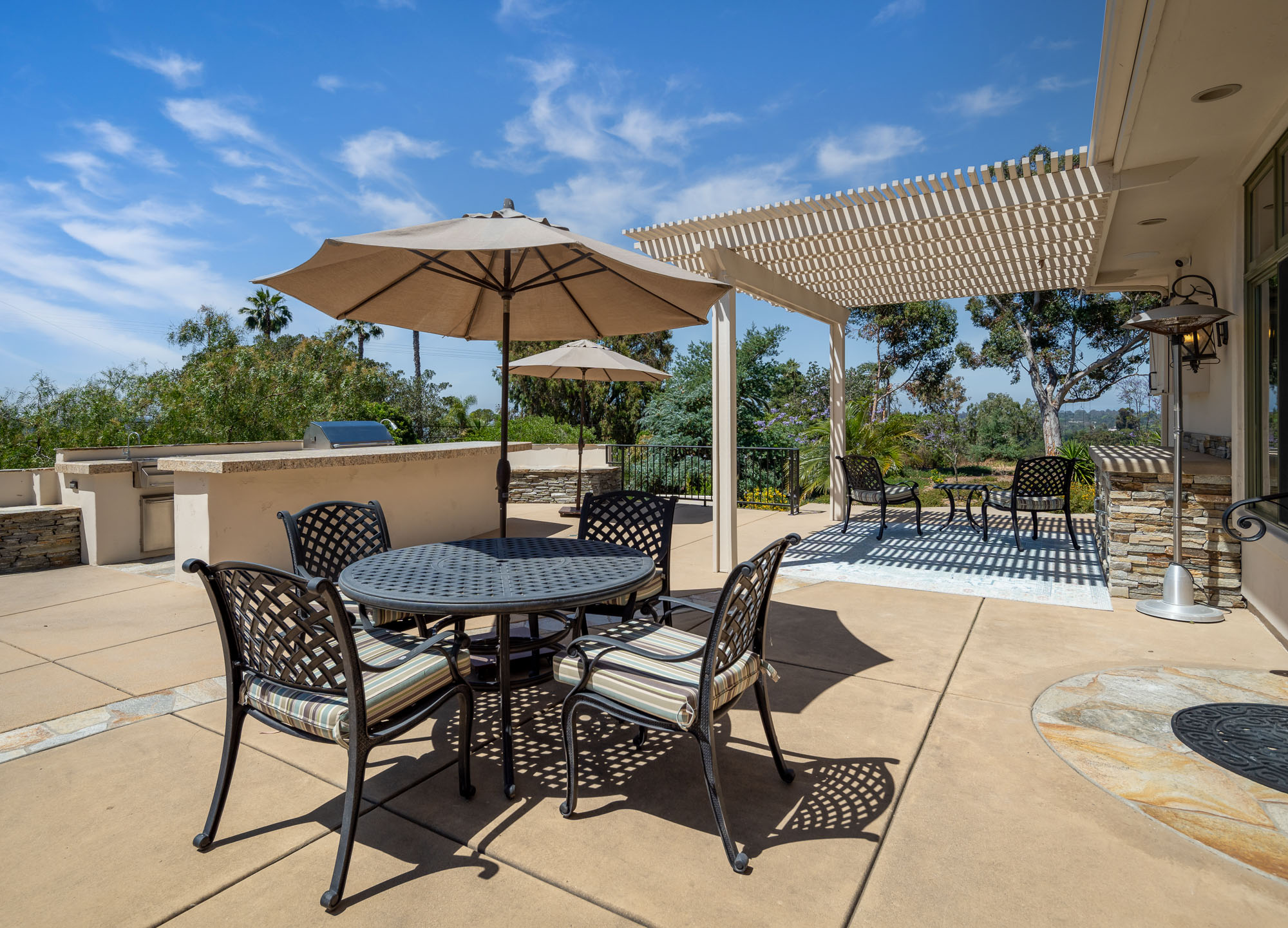17146 El Mirador 