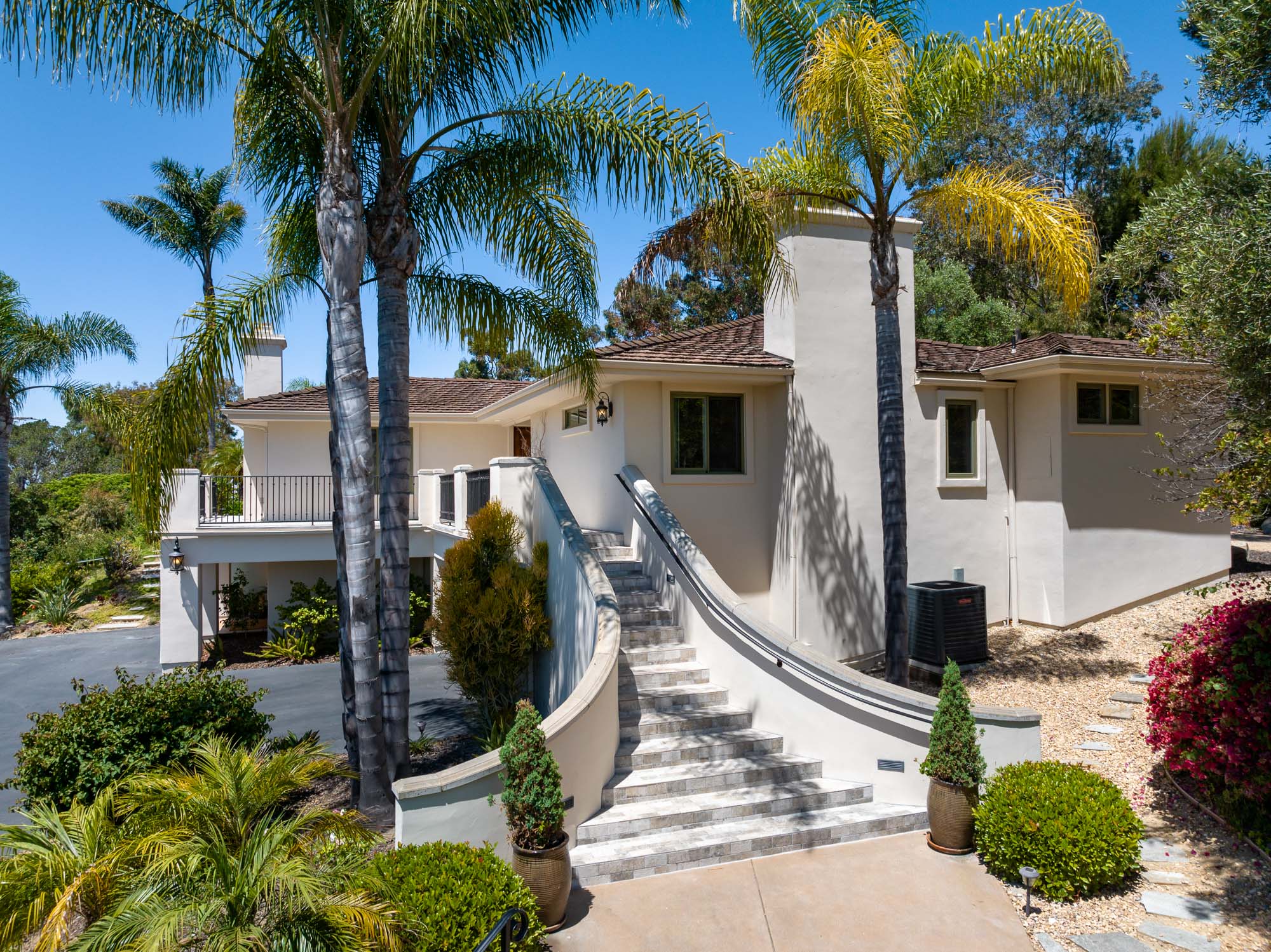 17146 El Mirador 
