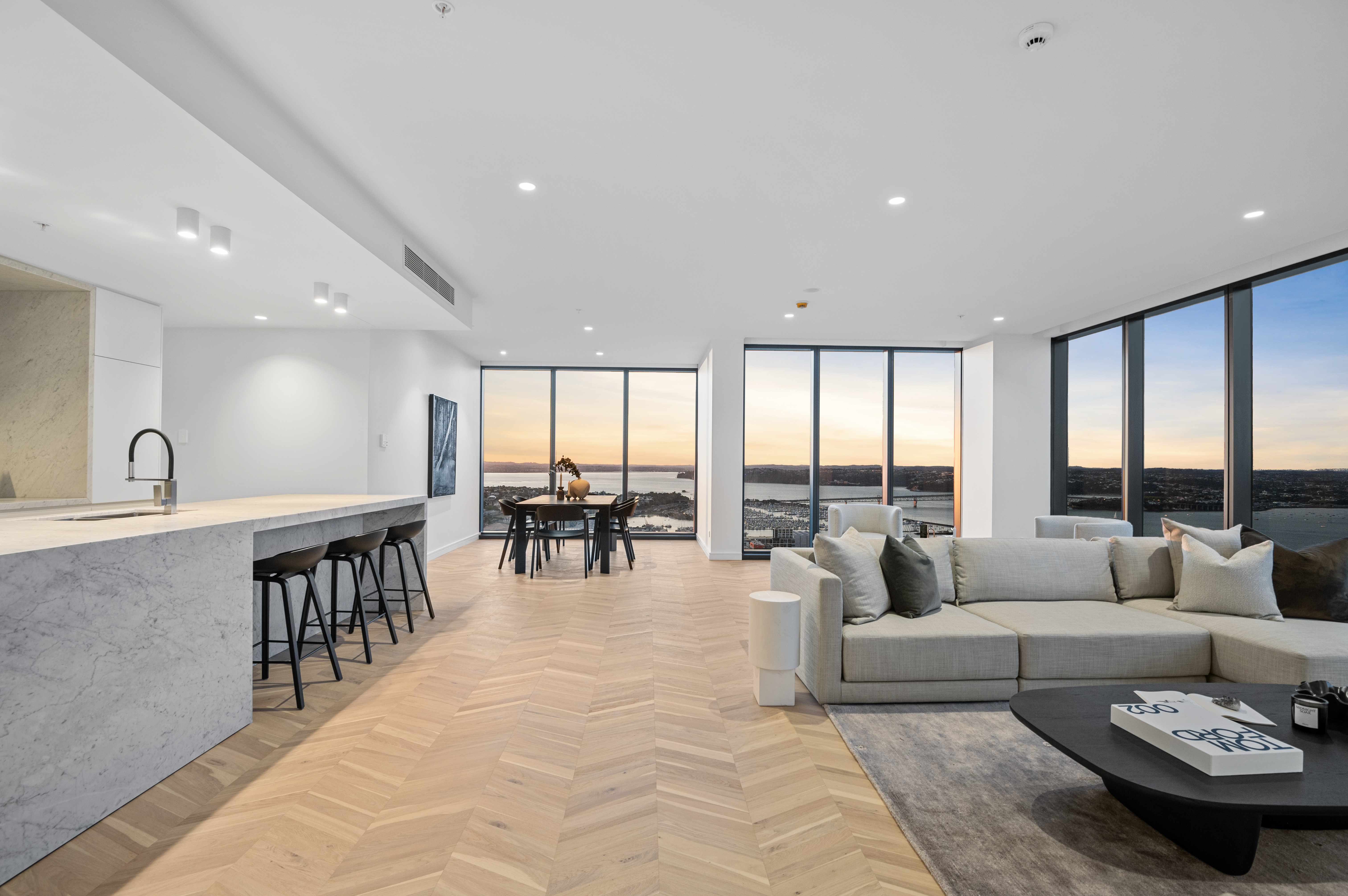 3801/51 Albert Street