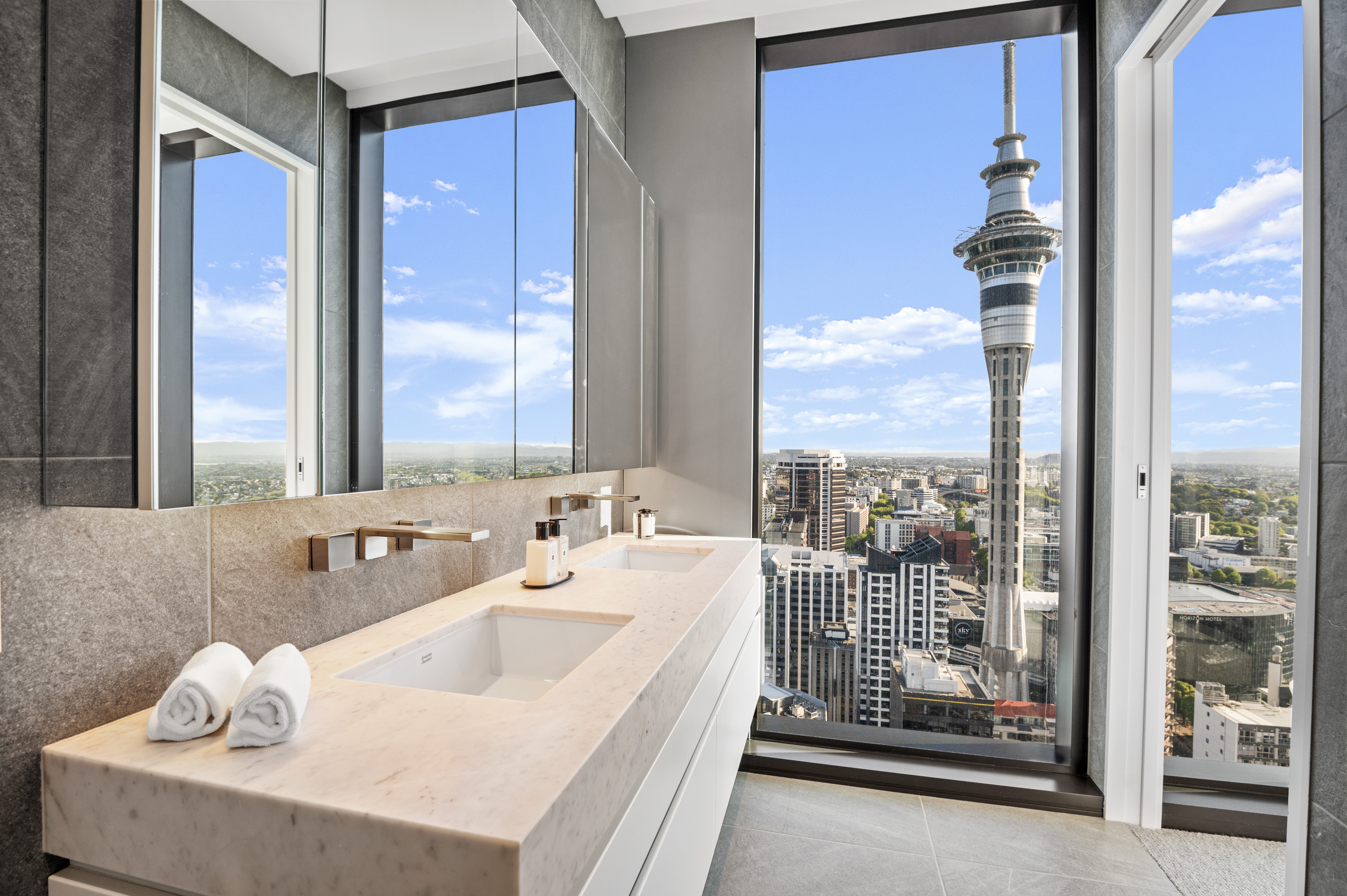 3801/51 Albert Street