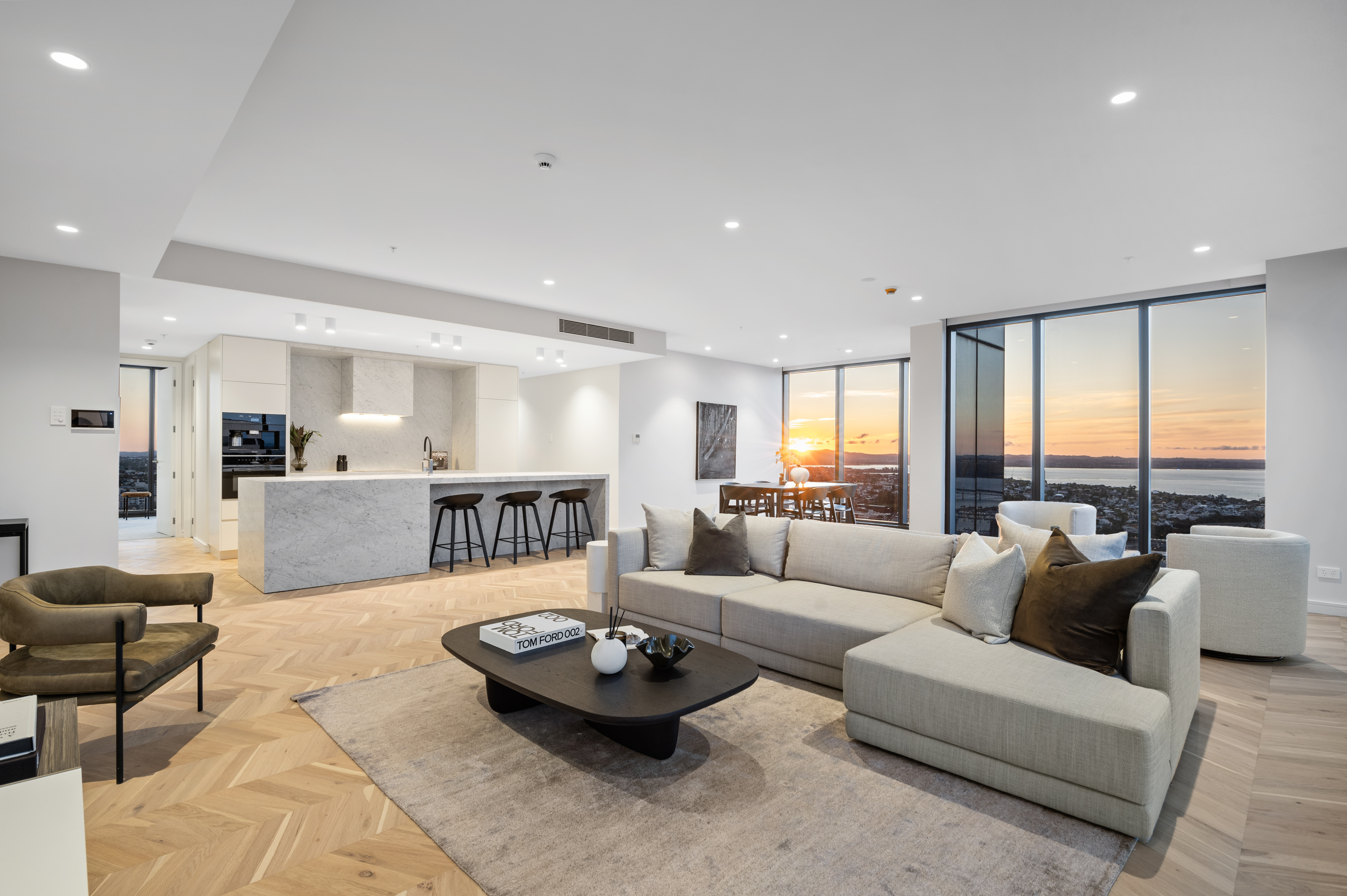3801/51 Albert Street