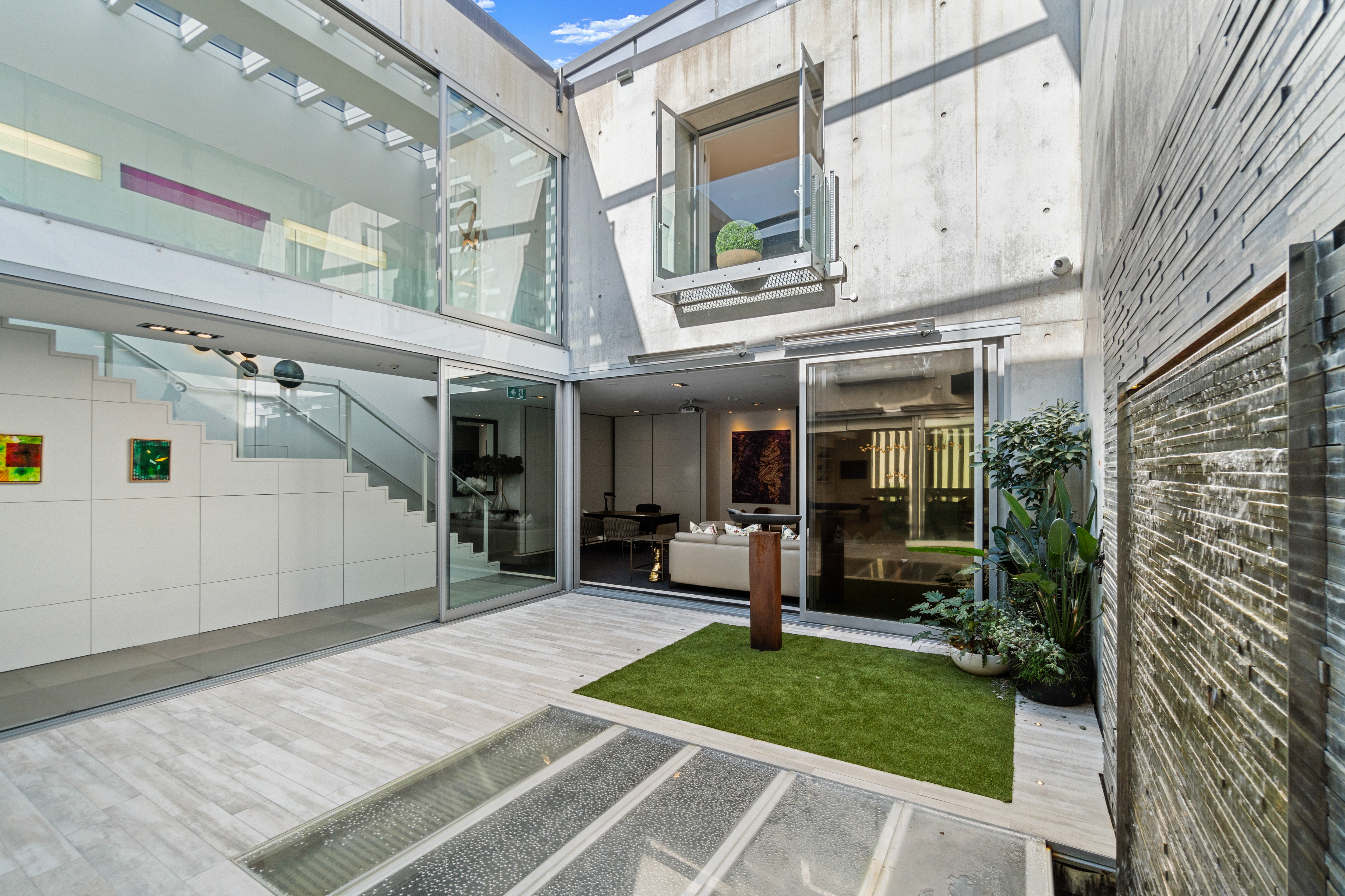 35 Spring Street