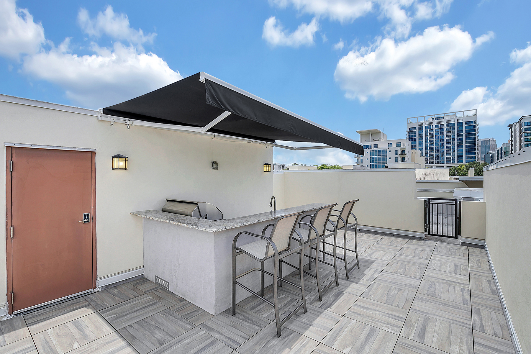 646 Mariposa Street