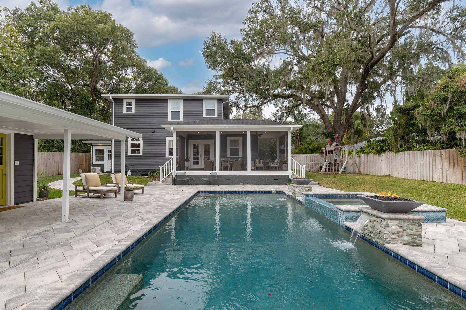 1470 Glencoe Road