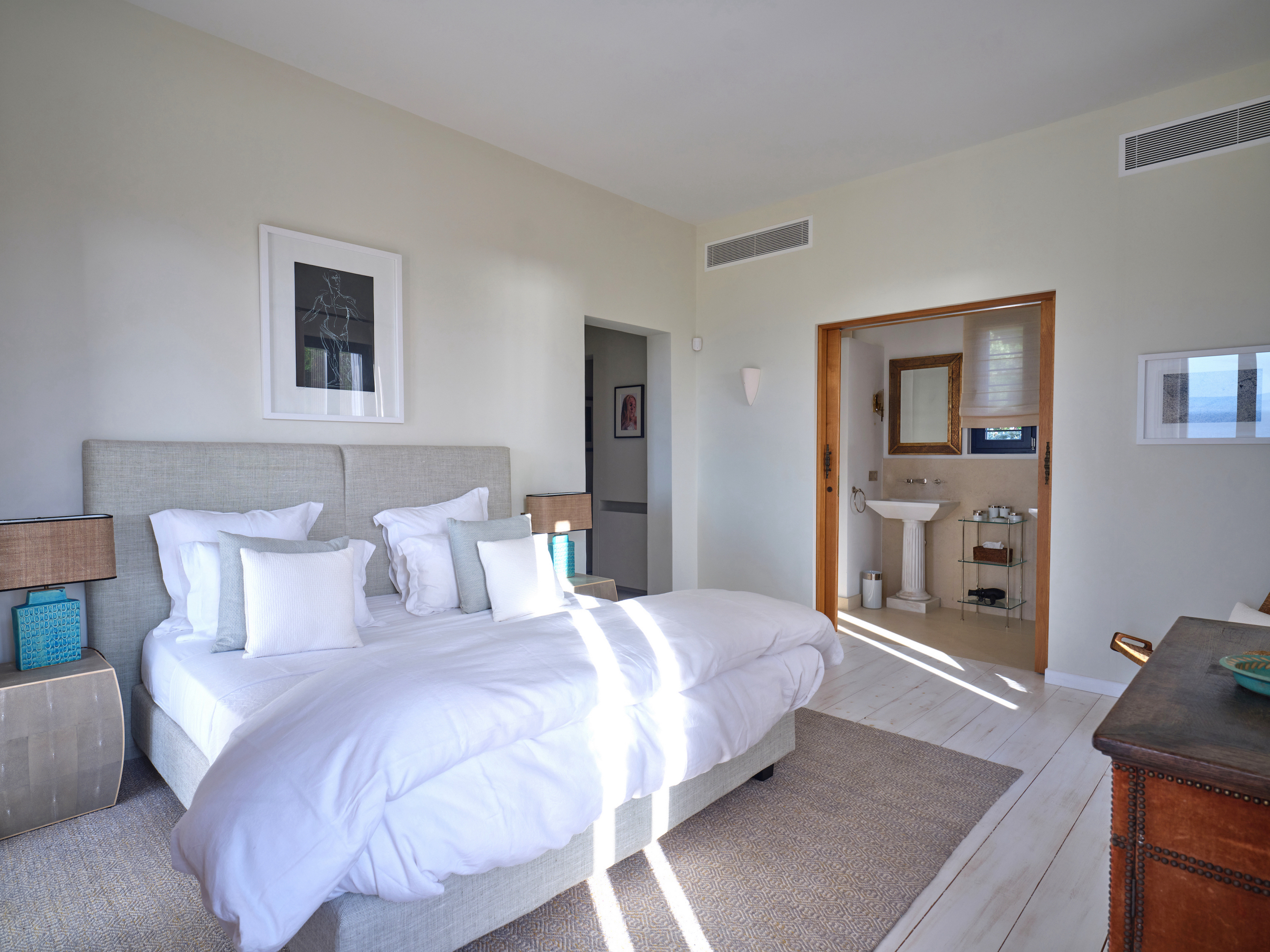 Paros Oceana