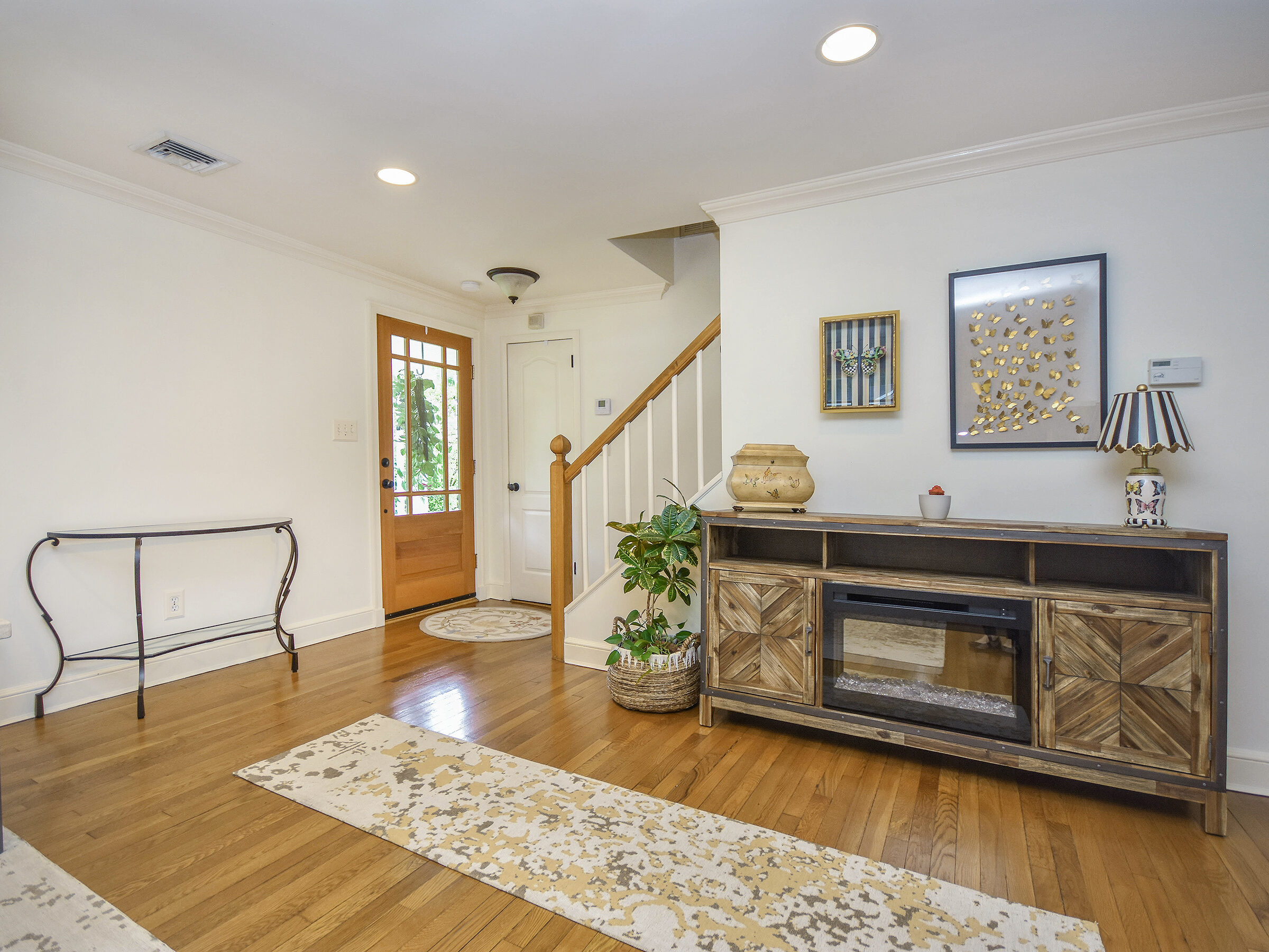 34 Amherst Court