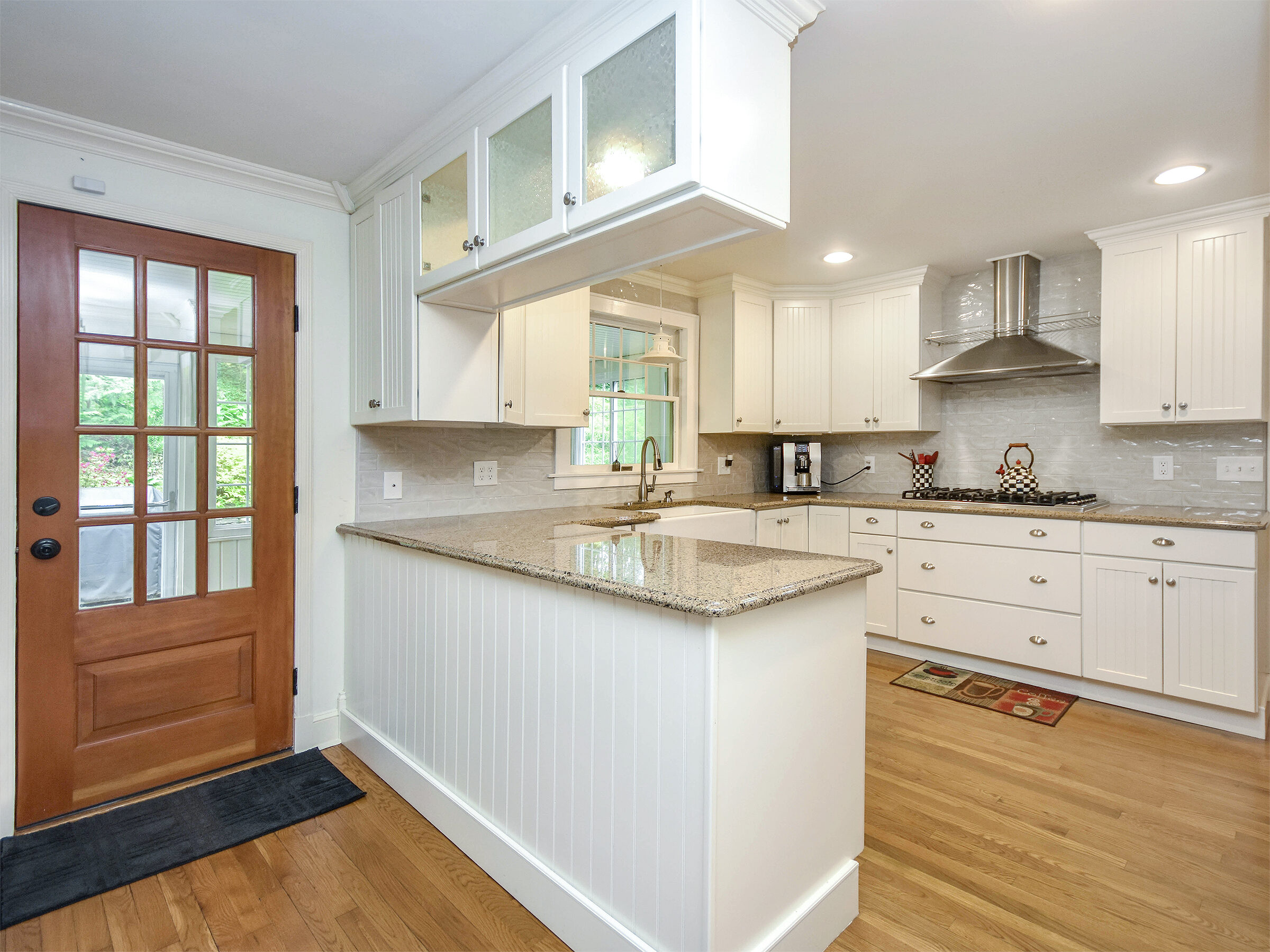 34 Amherst Court