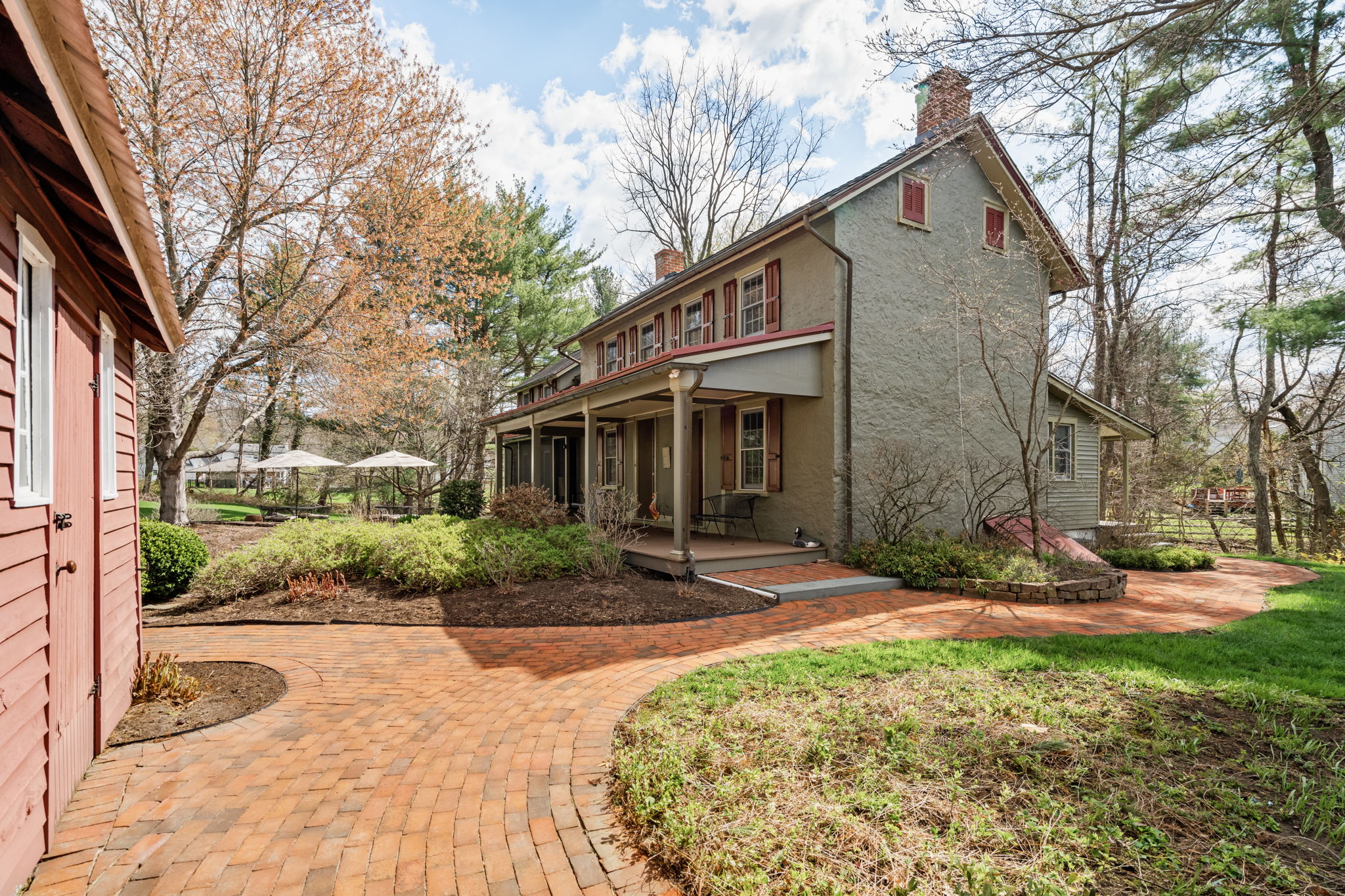 64 Valley Drive 
