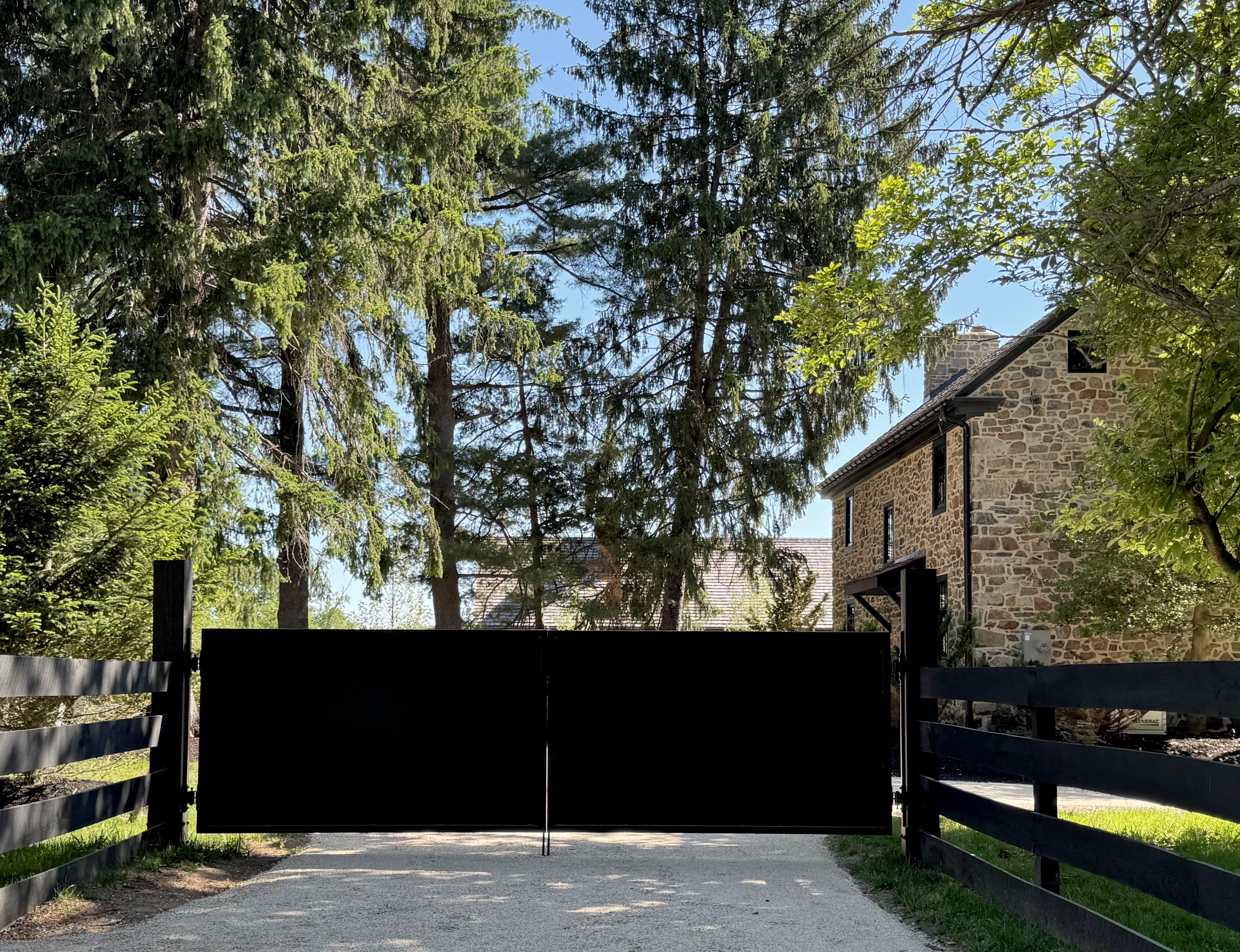 16 Street Road 
