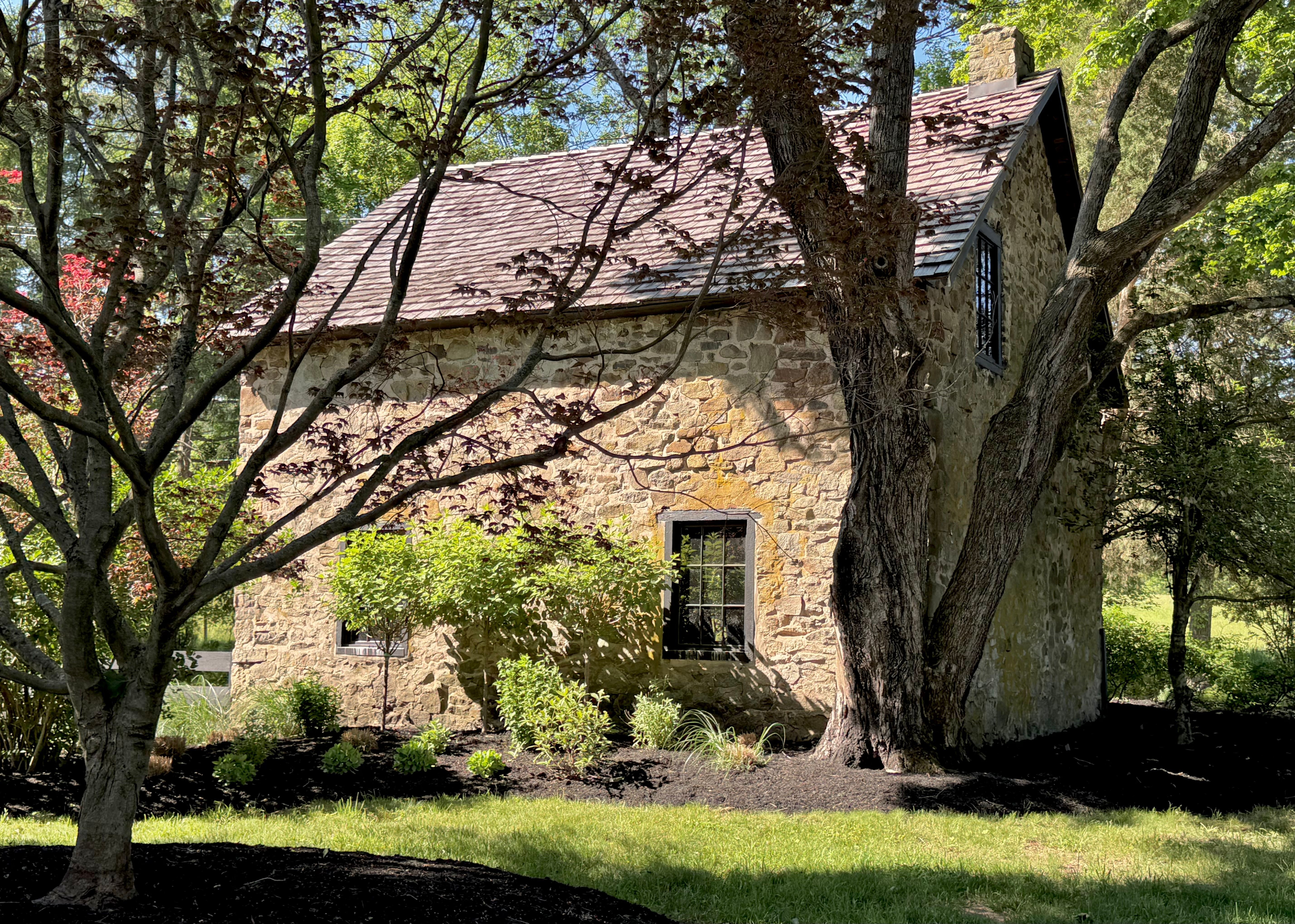 16 Street Road 