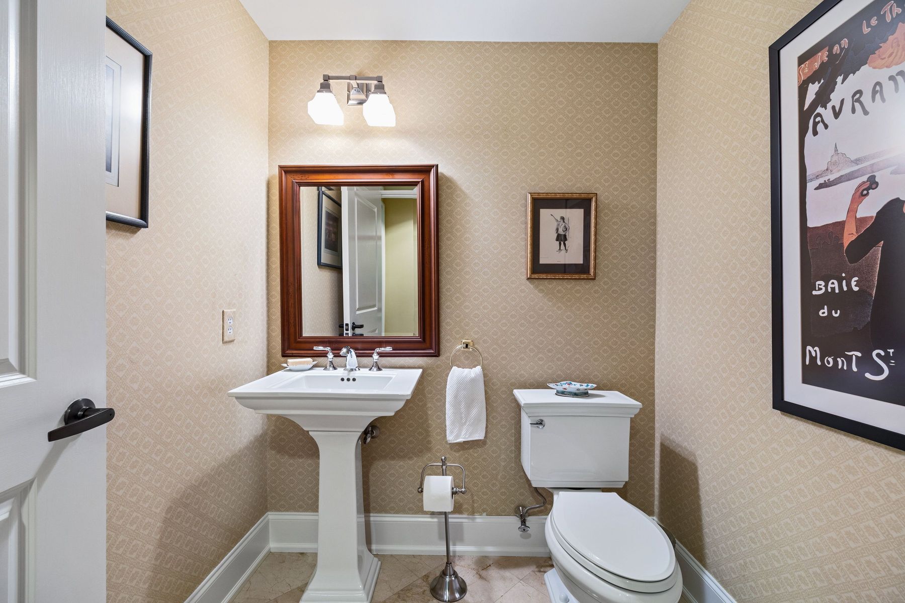 115 East Montgomery Avenue 3B