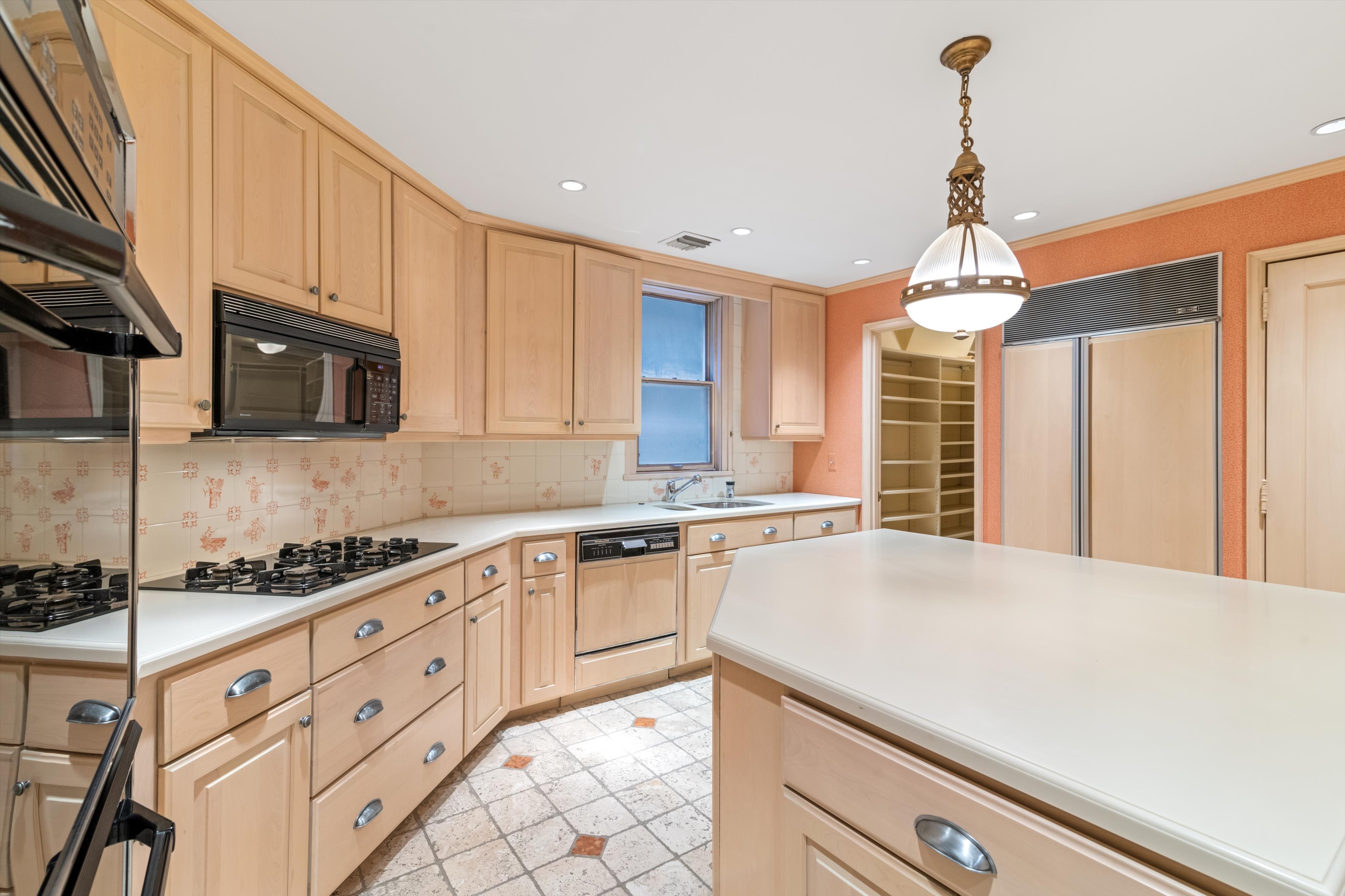 1901 Walnut Street Unit 2A