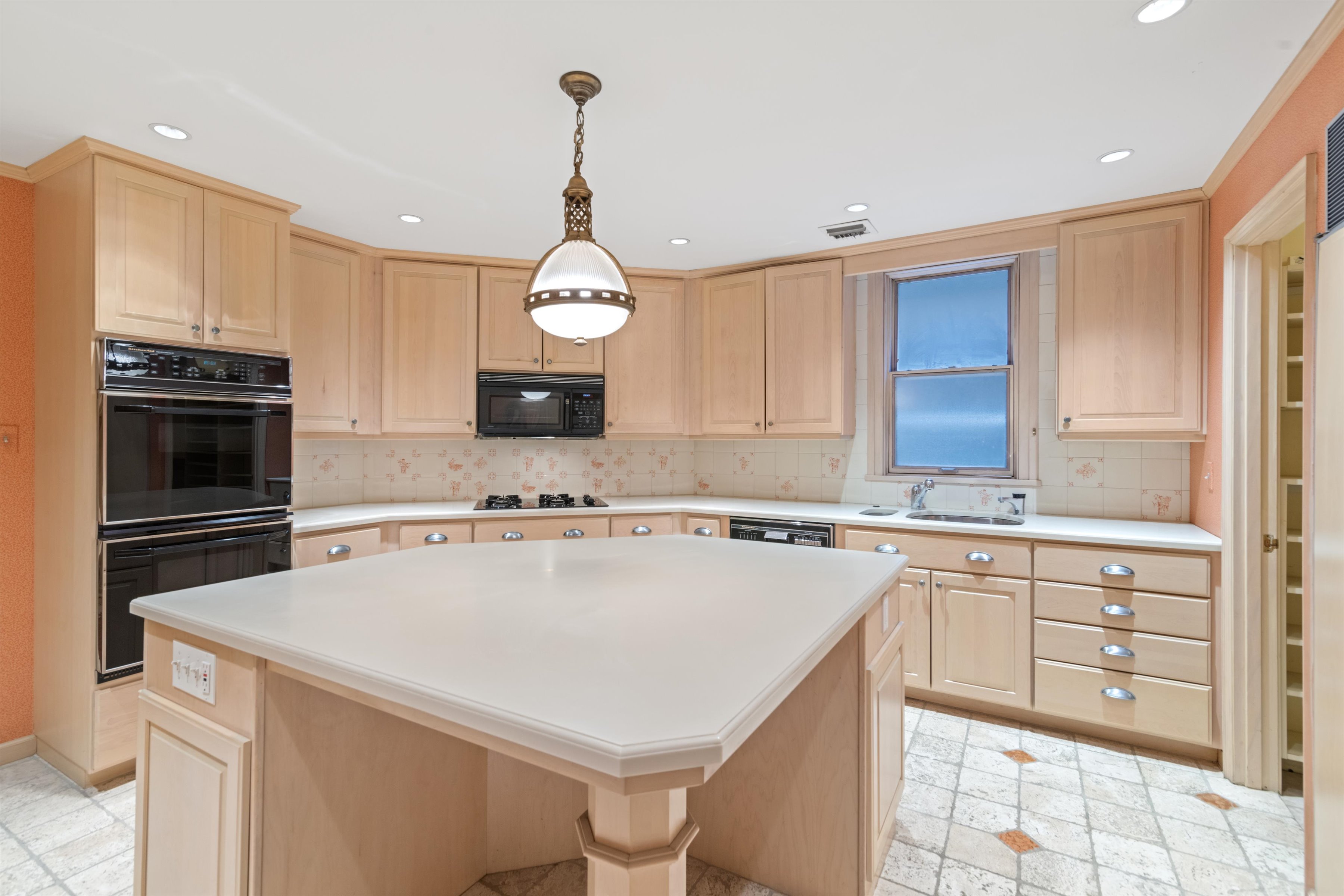 1901 Walnut Street Unit 2A