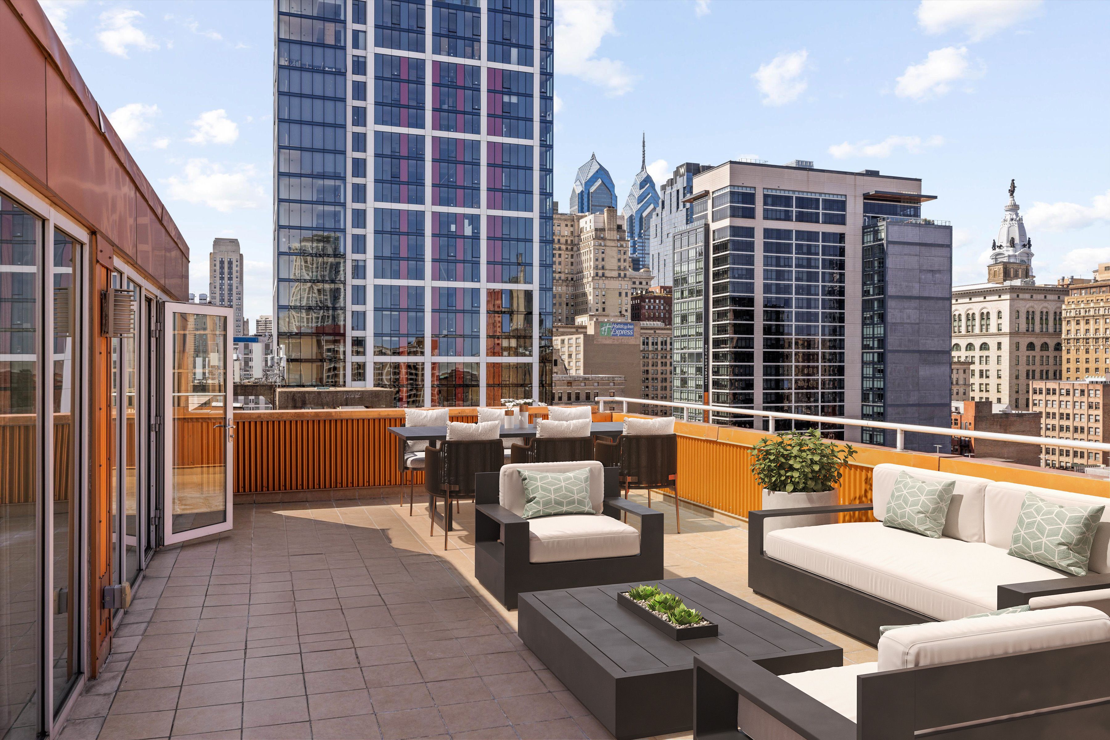 1101 Locust Street Penthouse 11E