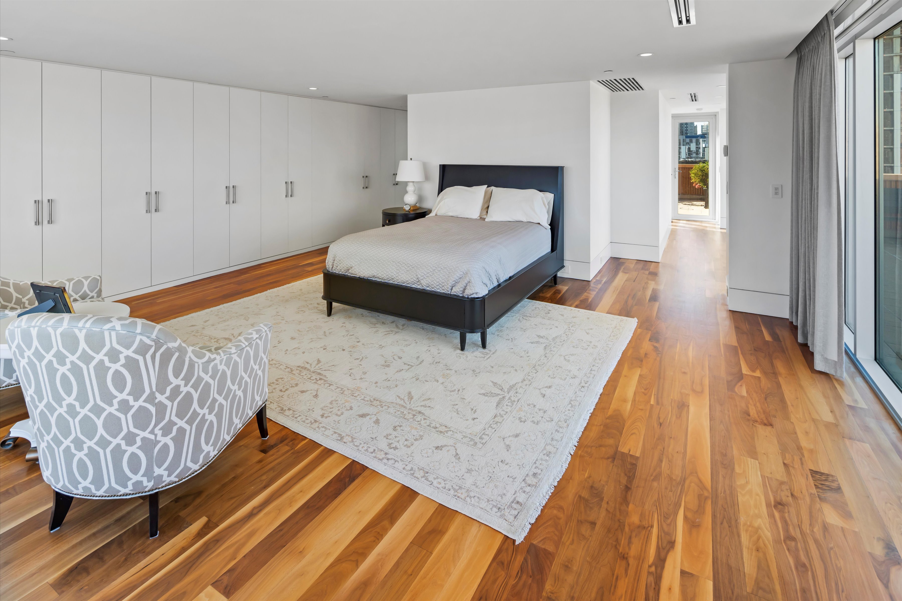 1101 Locust Street Penthouse 11E