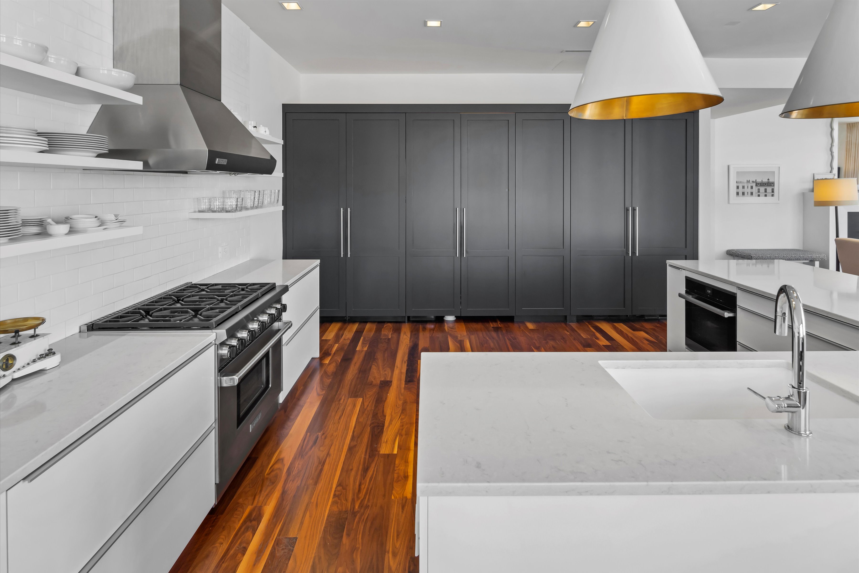 1101 Locust Street Penthouse 11E