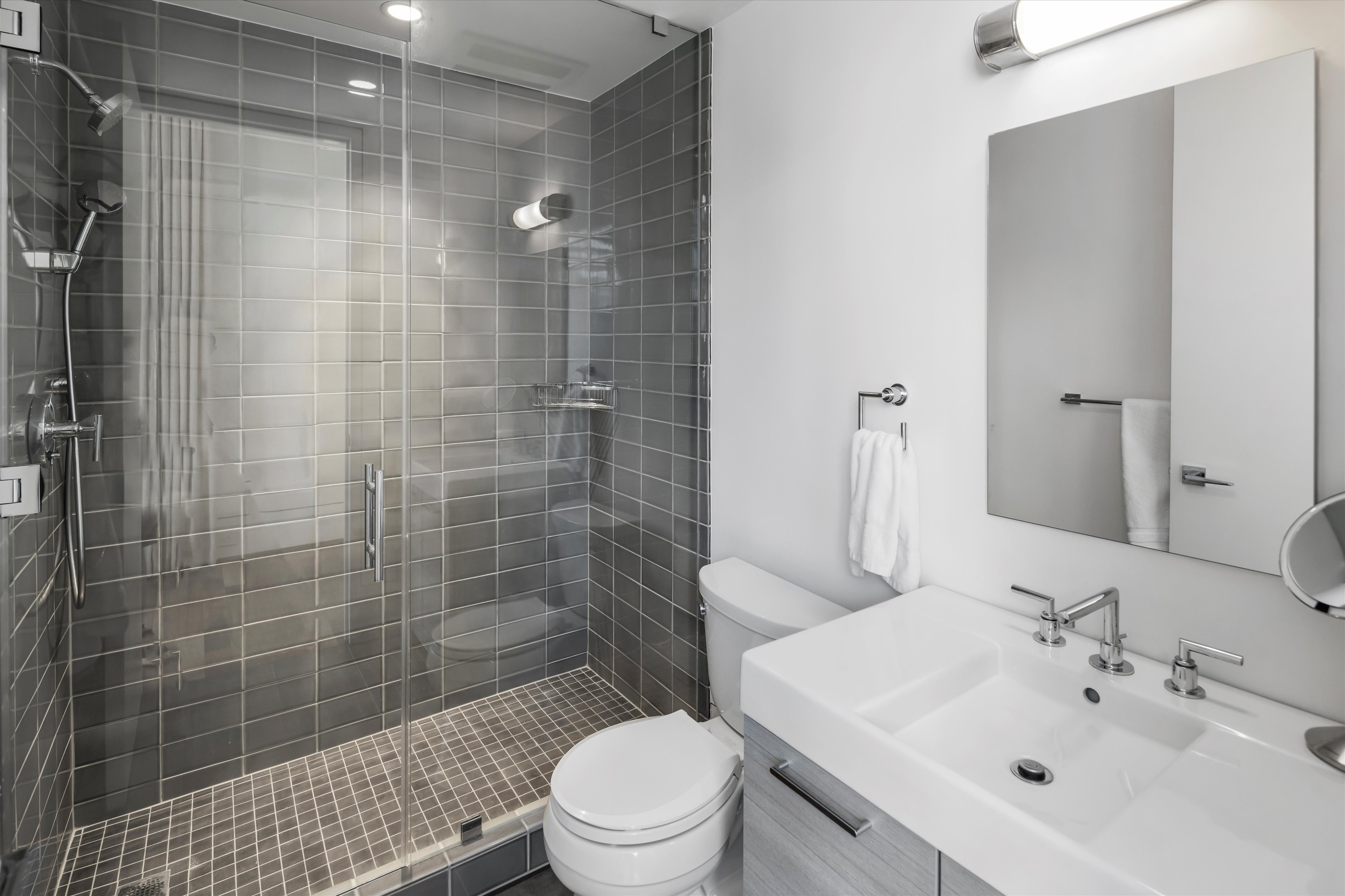 1101 Locust Street Penthouse 11E