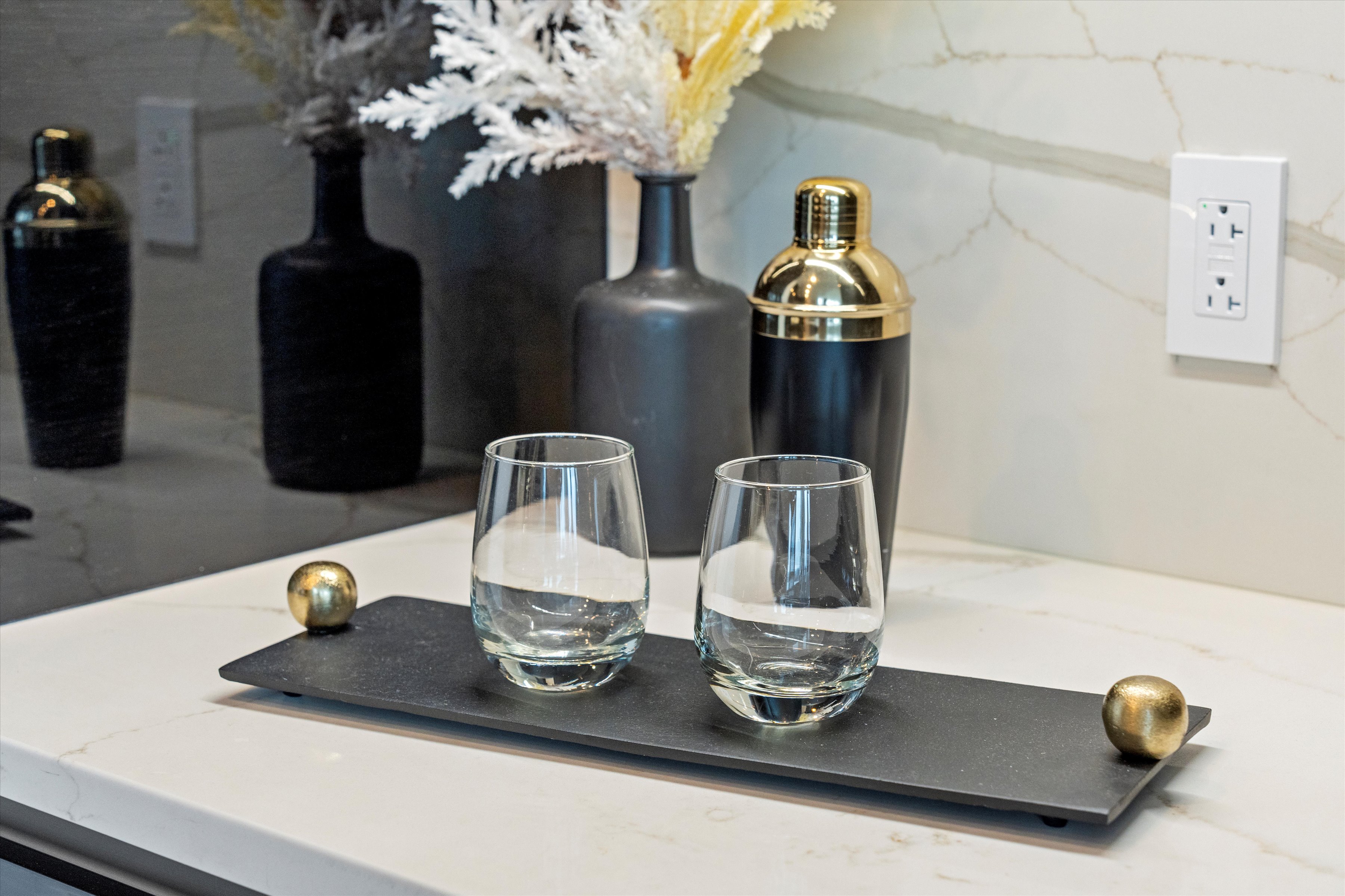 1911 Walnut Street 2703