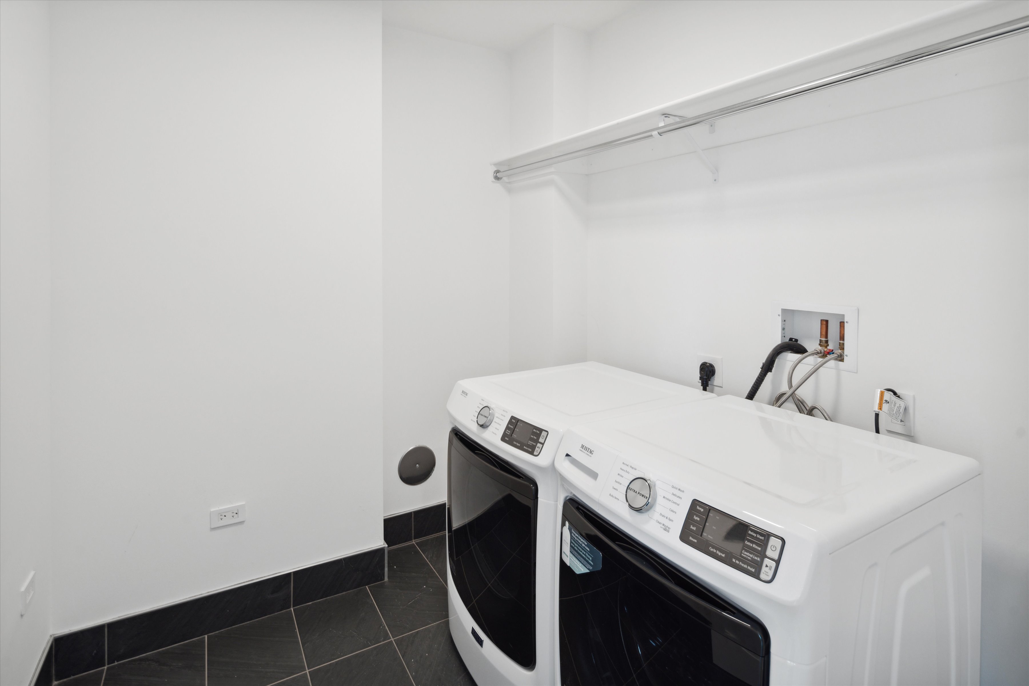 1911 Walnut Street 2703