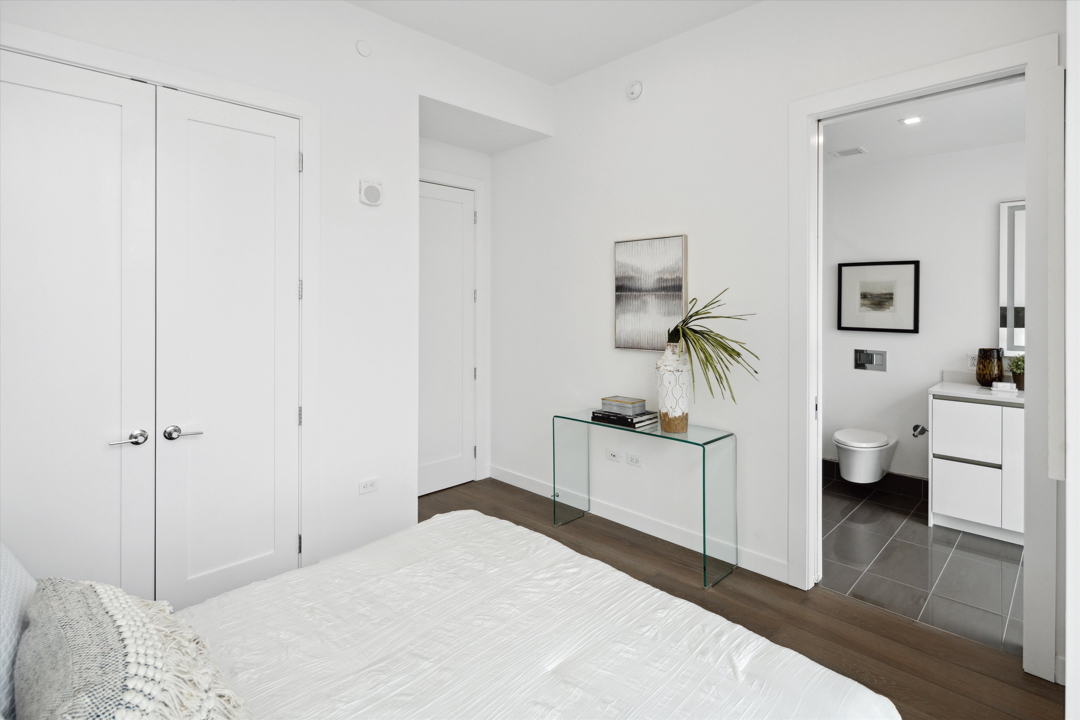 1911 Walnut Street 2703