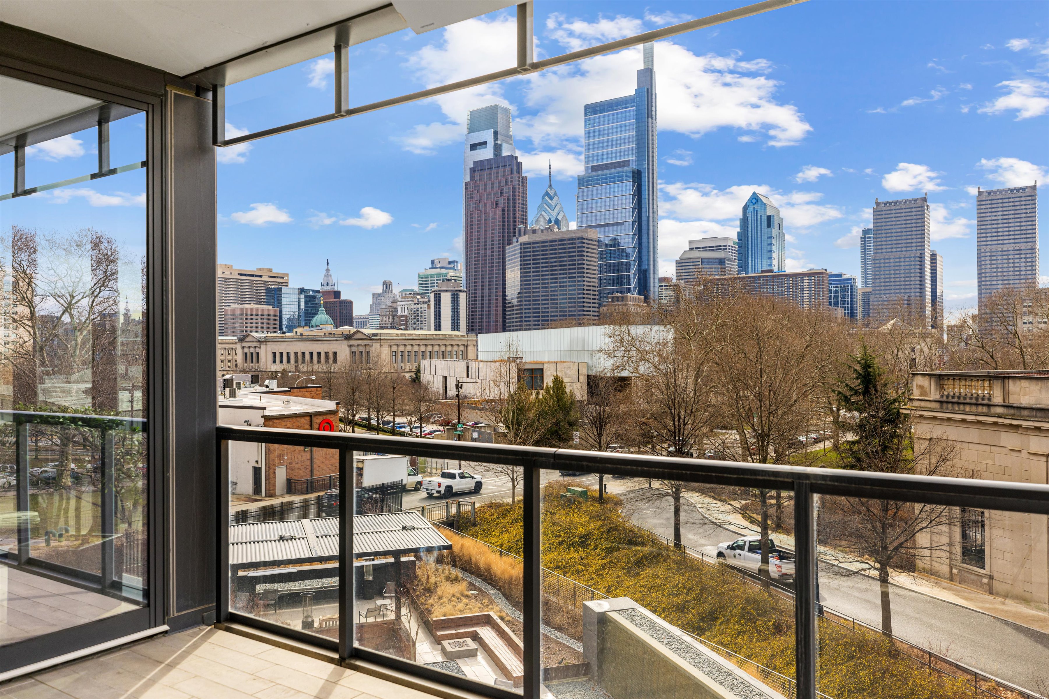 2100 Hamilton Street Unit 3B