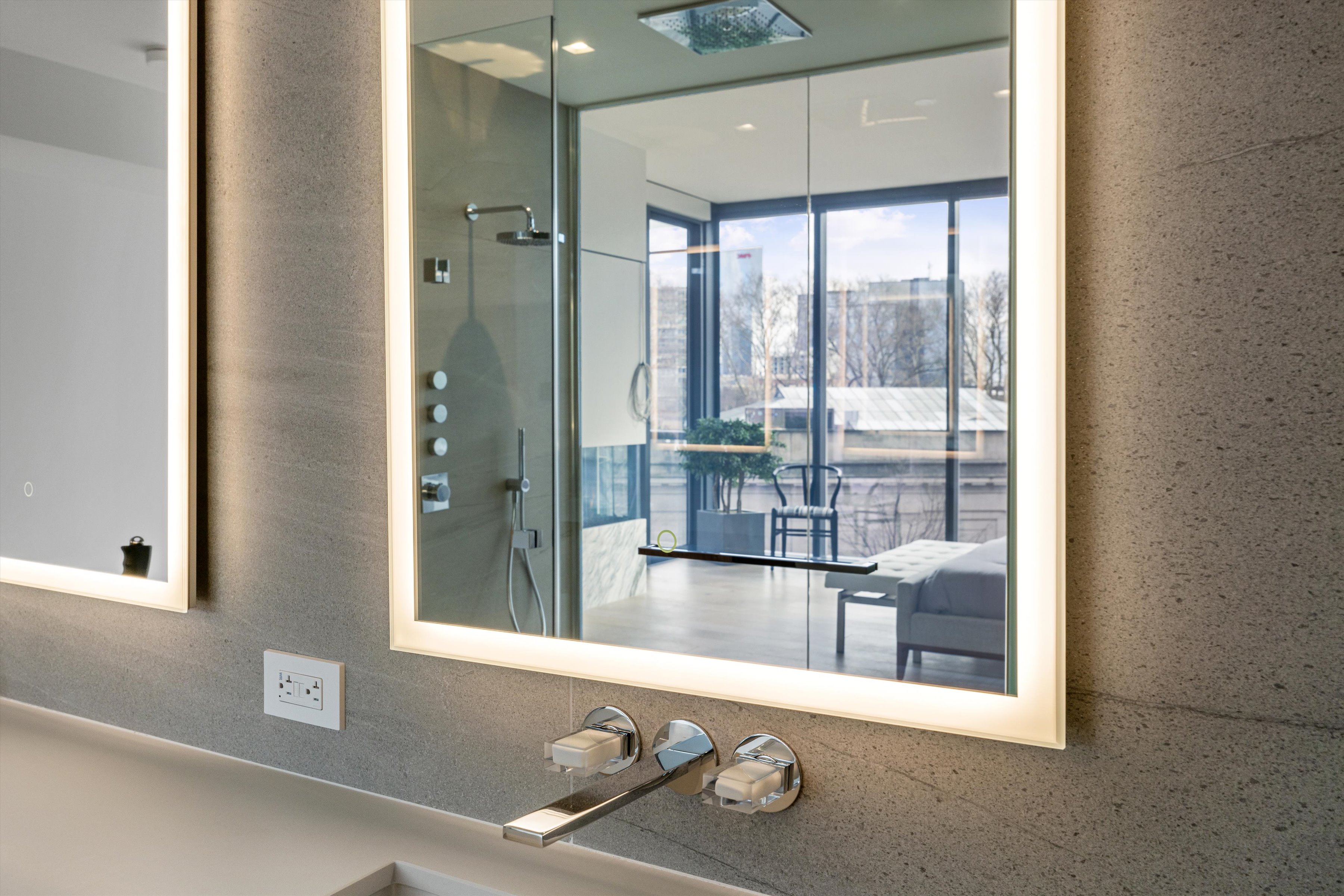 2100 Hamilton Street Unit 3B