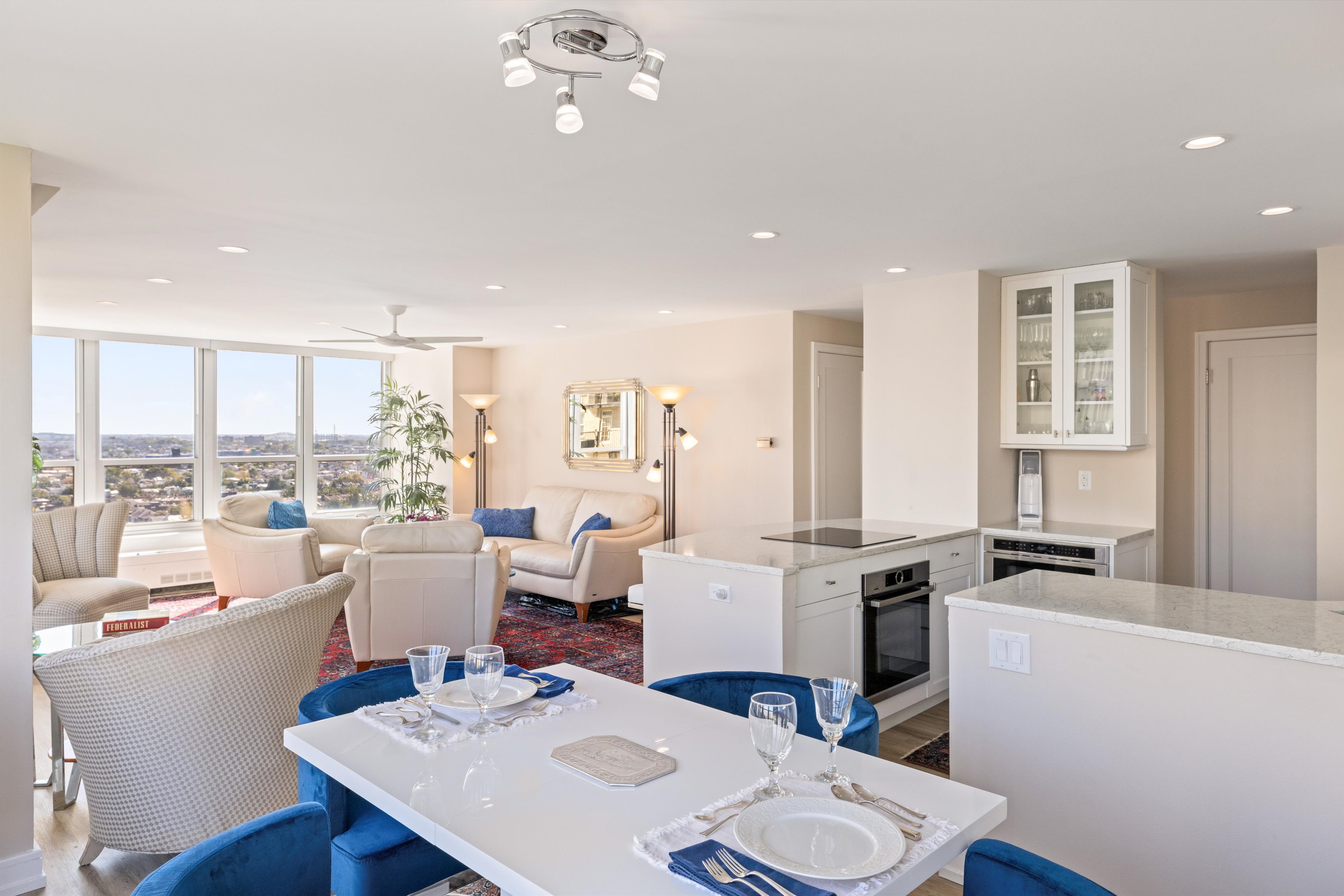 224-30 West Rittenhouse Square Unit 1706