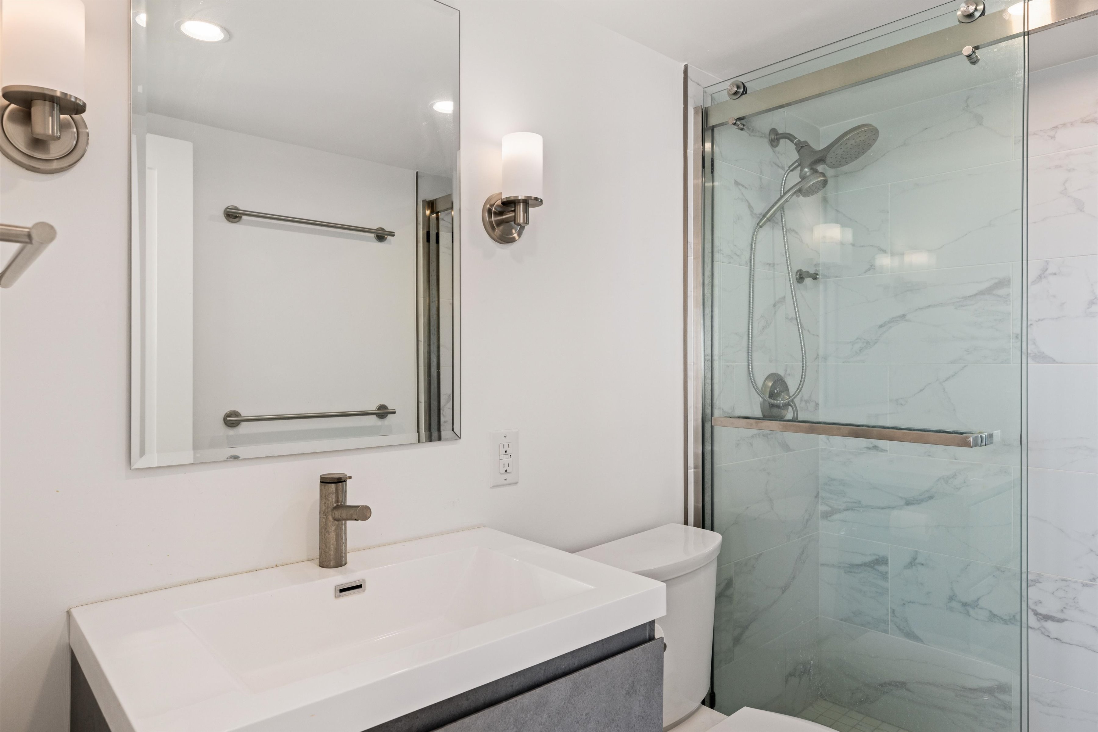 224-30 West Rittenhouse Square Unit 1706