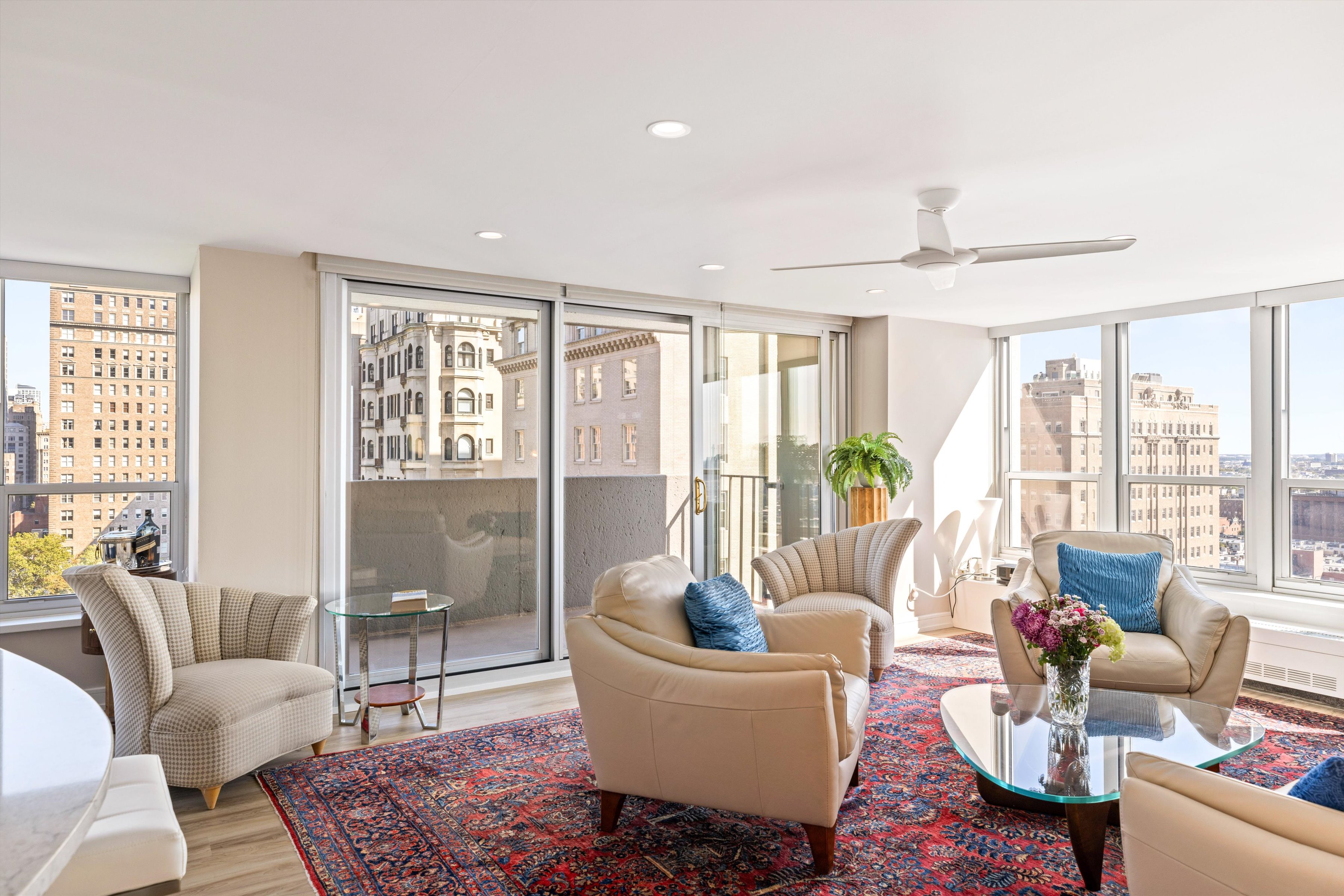 224-30 West Rittenhouse Square Unit 1706