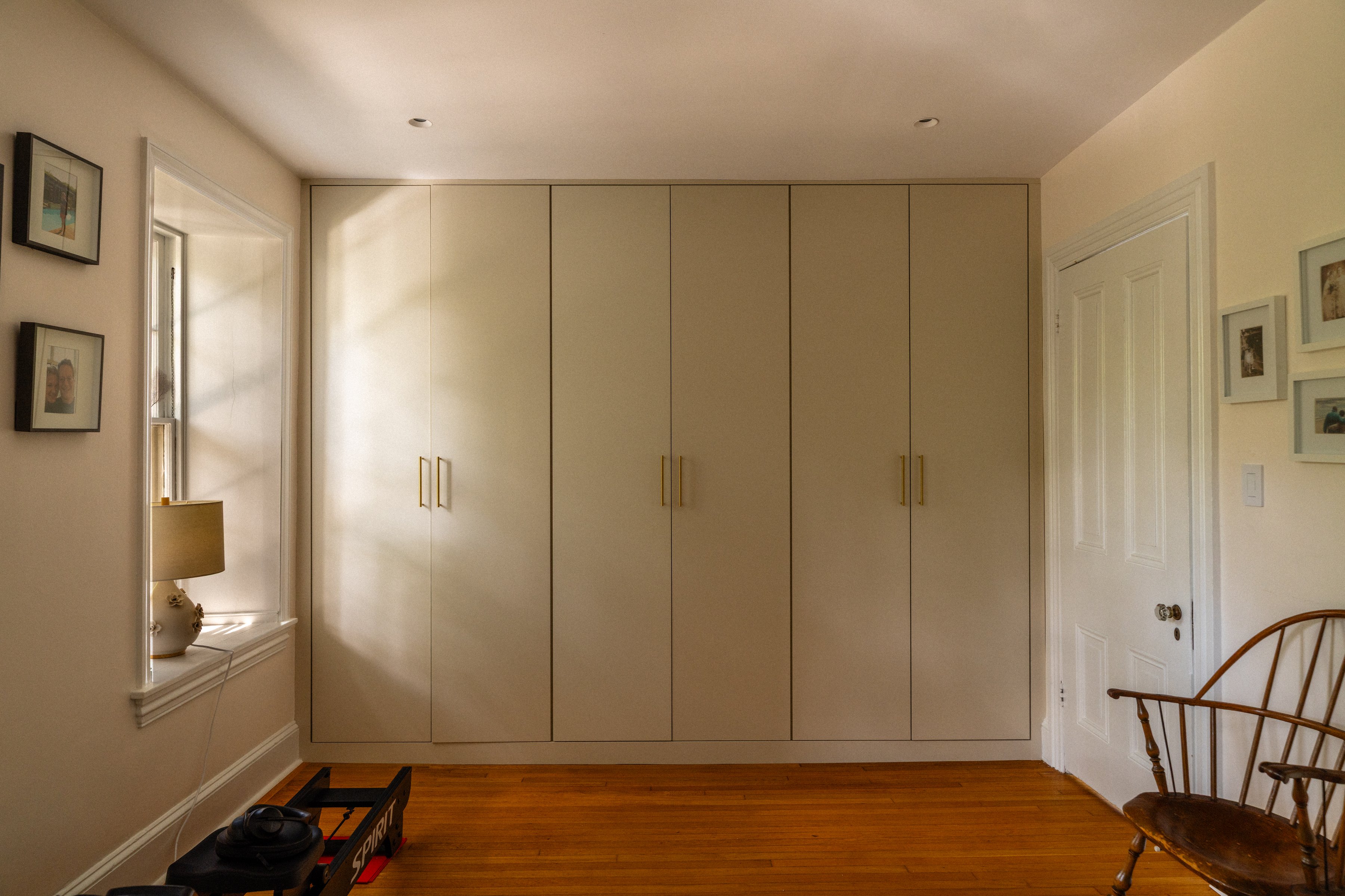 400 E. Evergreen Avenue 