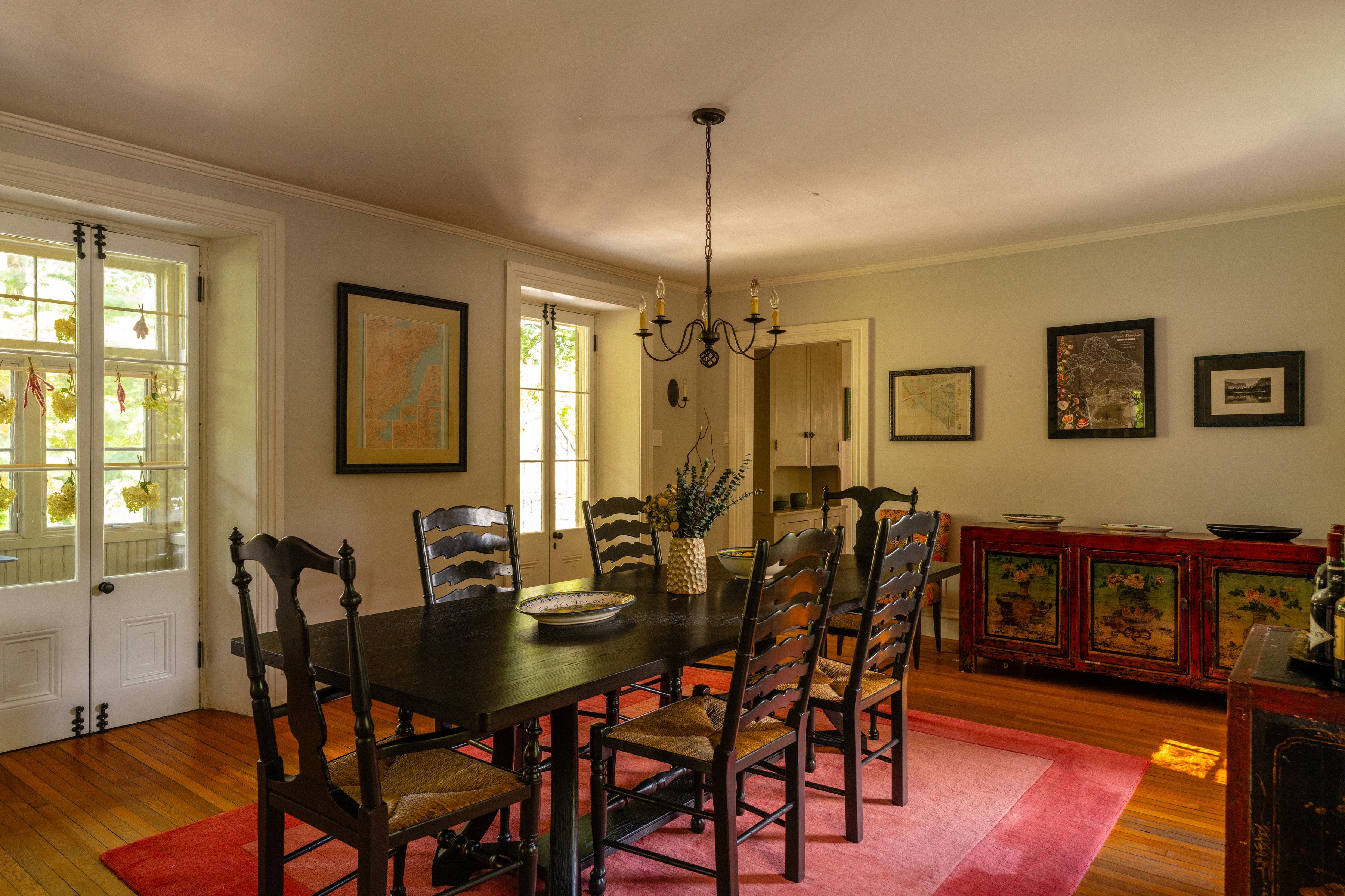 400 E. Evergreen Avenue 