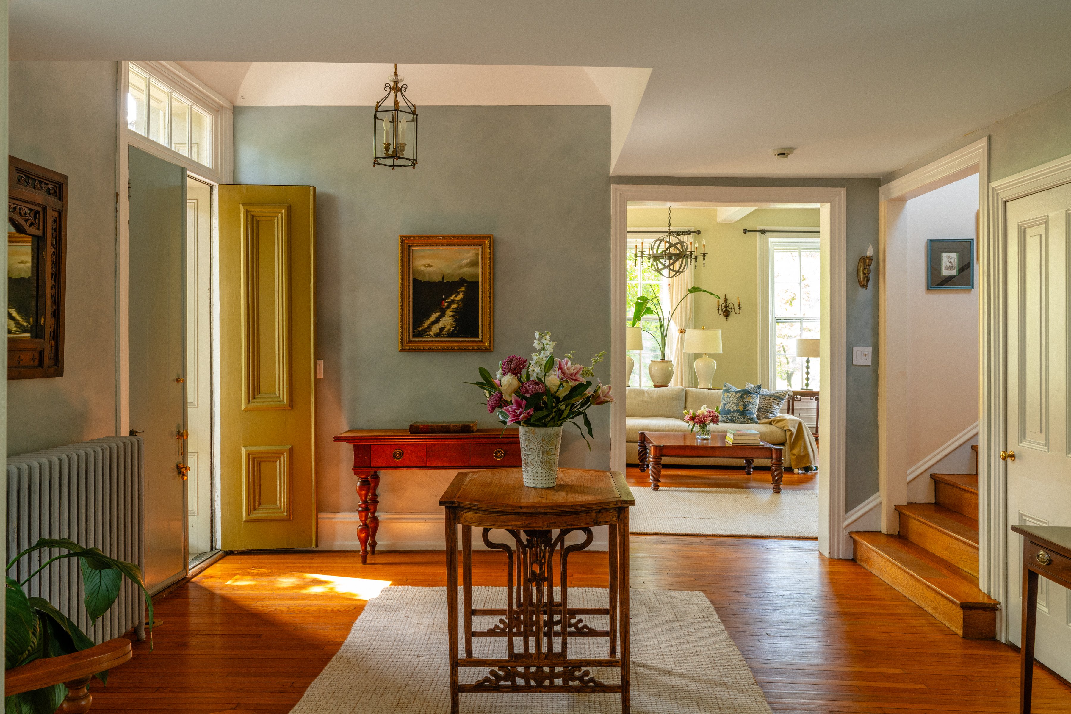 400 E. Evergreen Avenue 